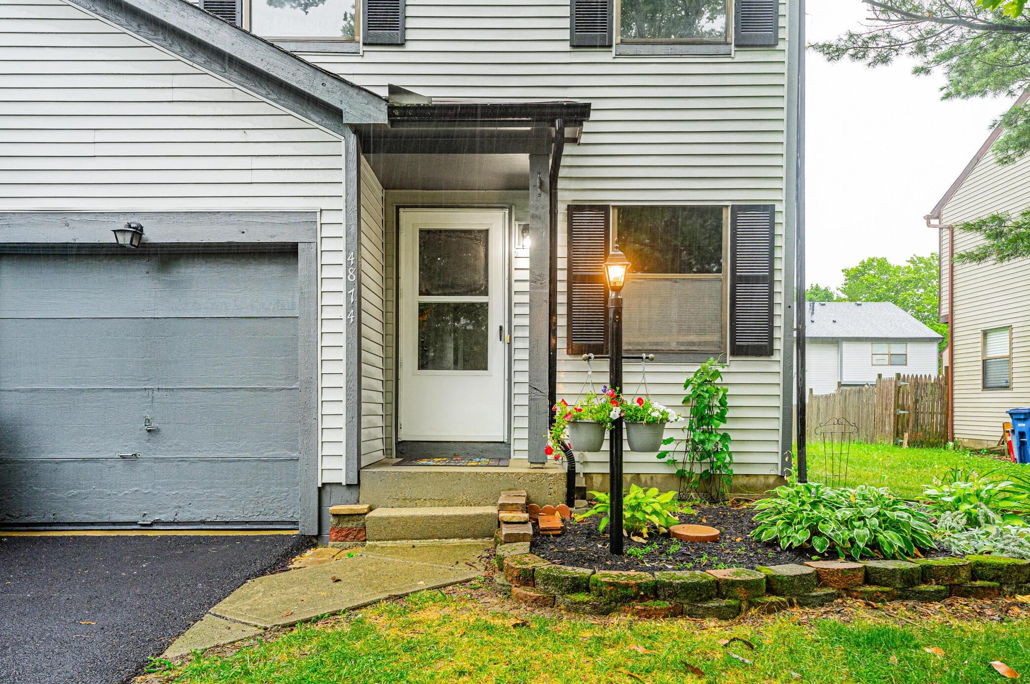 4874 Driffield Ct, Columbus, OH 43221-5802