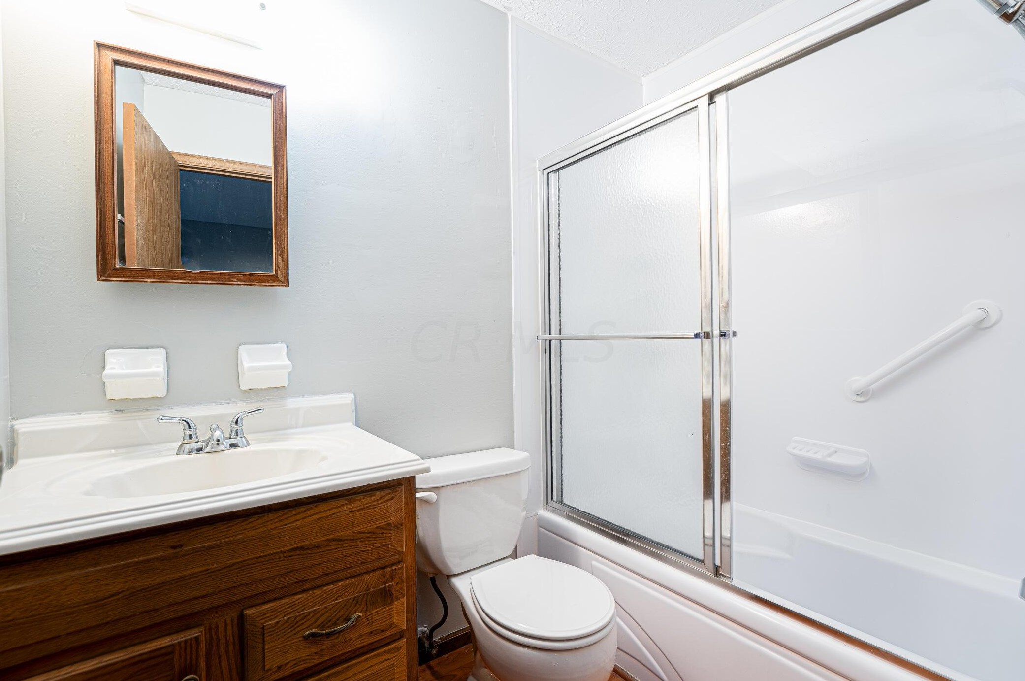 4874 Driffield Ct, Columbus OH 43221-5802 exterior