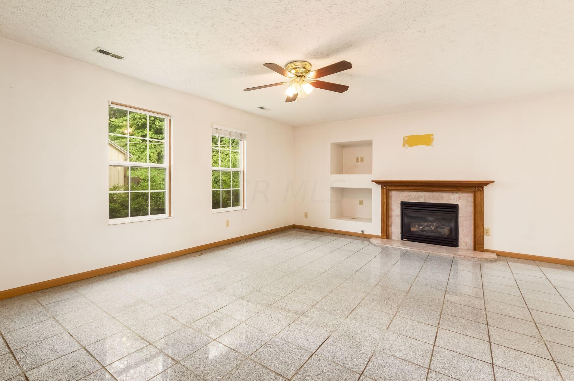 2303 Northtowne Pl, Columbus OH 43229-6690 exterior