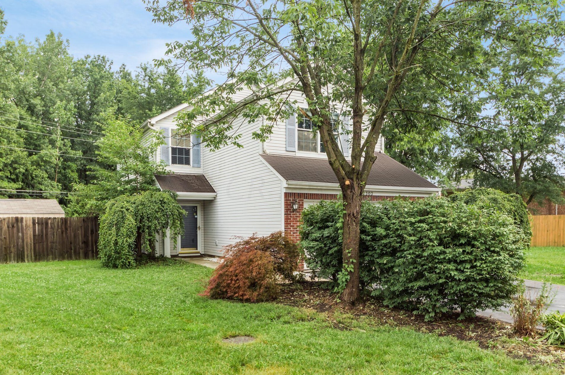 2303 Northtowne Pl, Columbus, OH 43229-6690