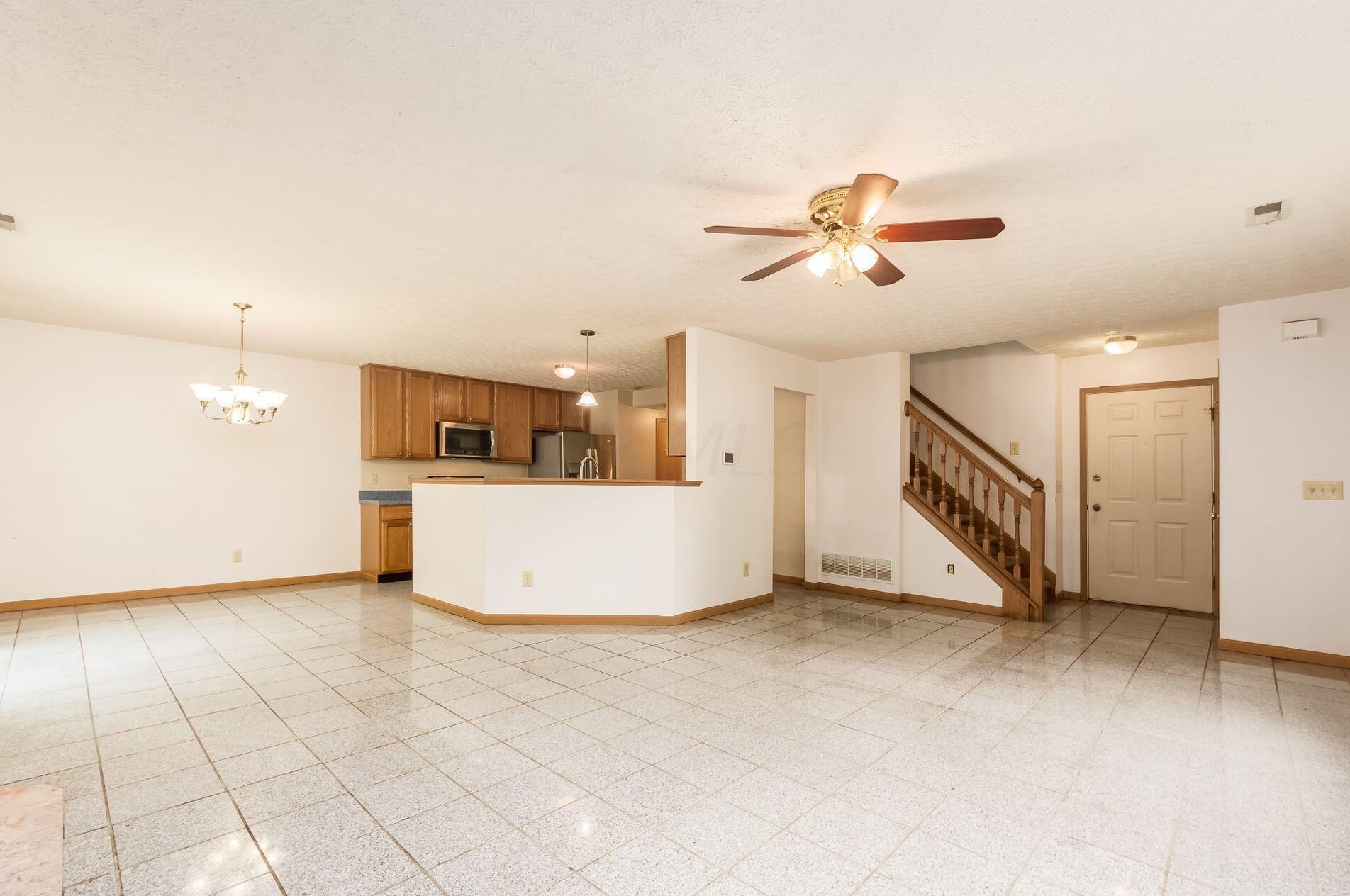 2303 Northtowne Pl, Columbus OH 43229-6690 exterior