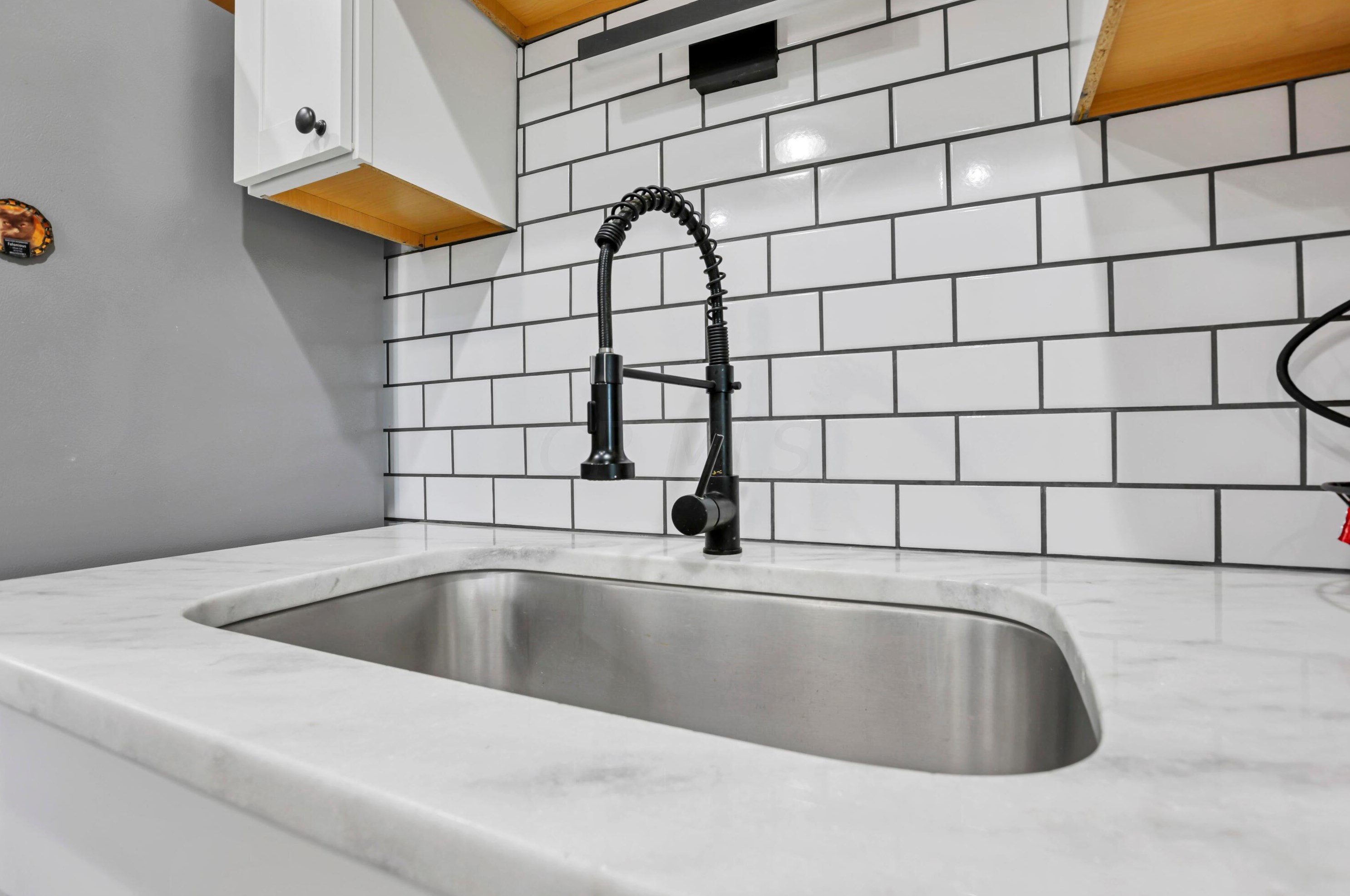 112 Fernhill Ave, Columbus OH 43228-1726 exterior