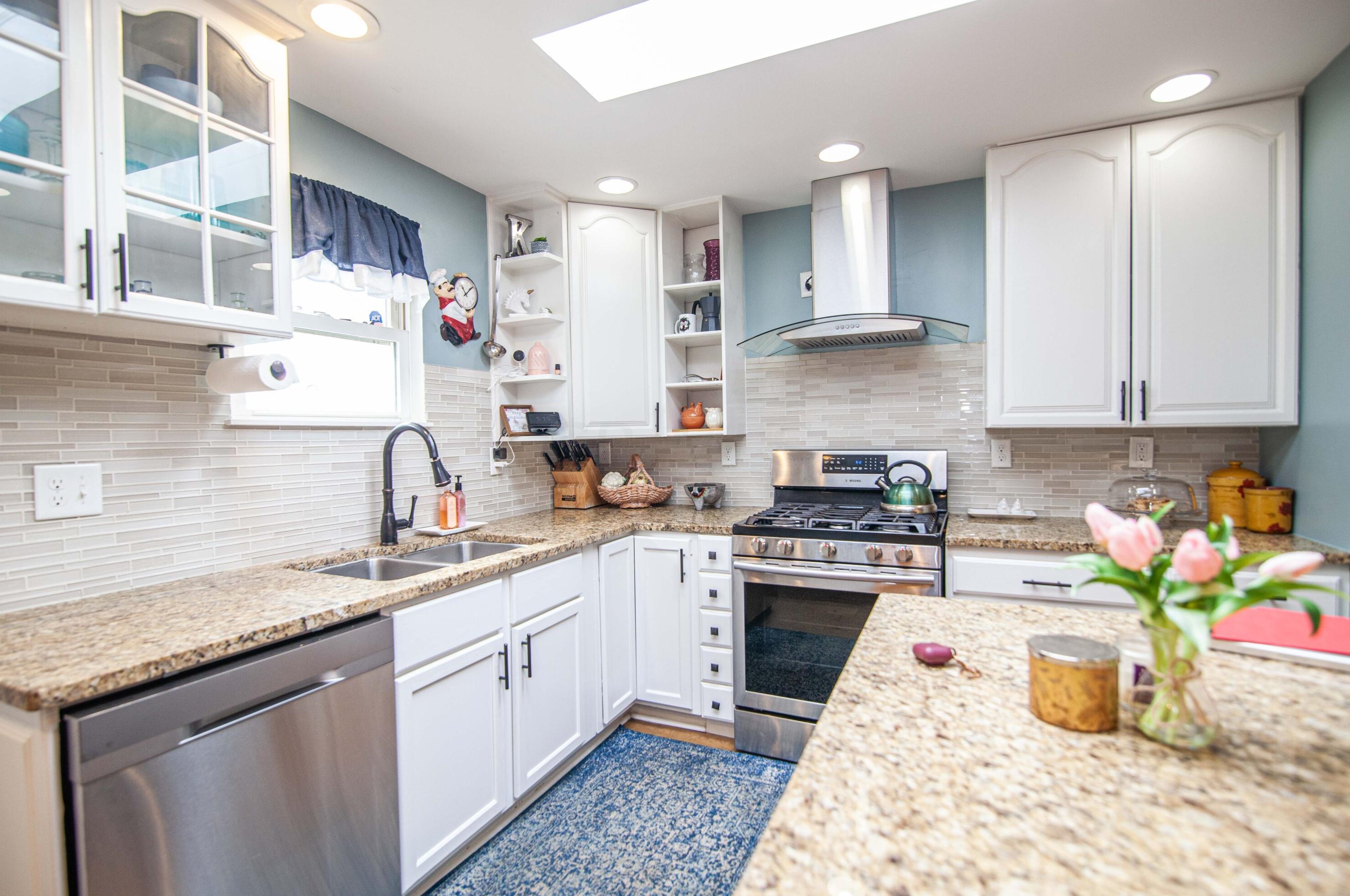 2485 Lexington Ave, Columbus OH 43211-1326 exterior