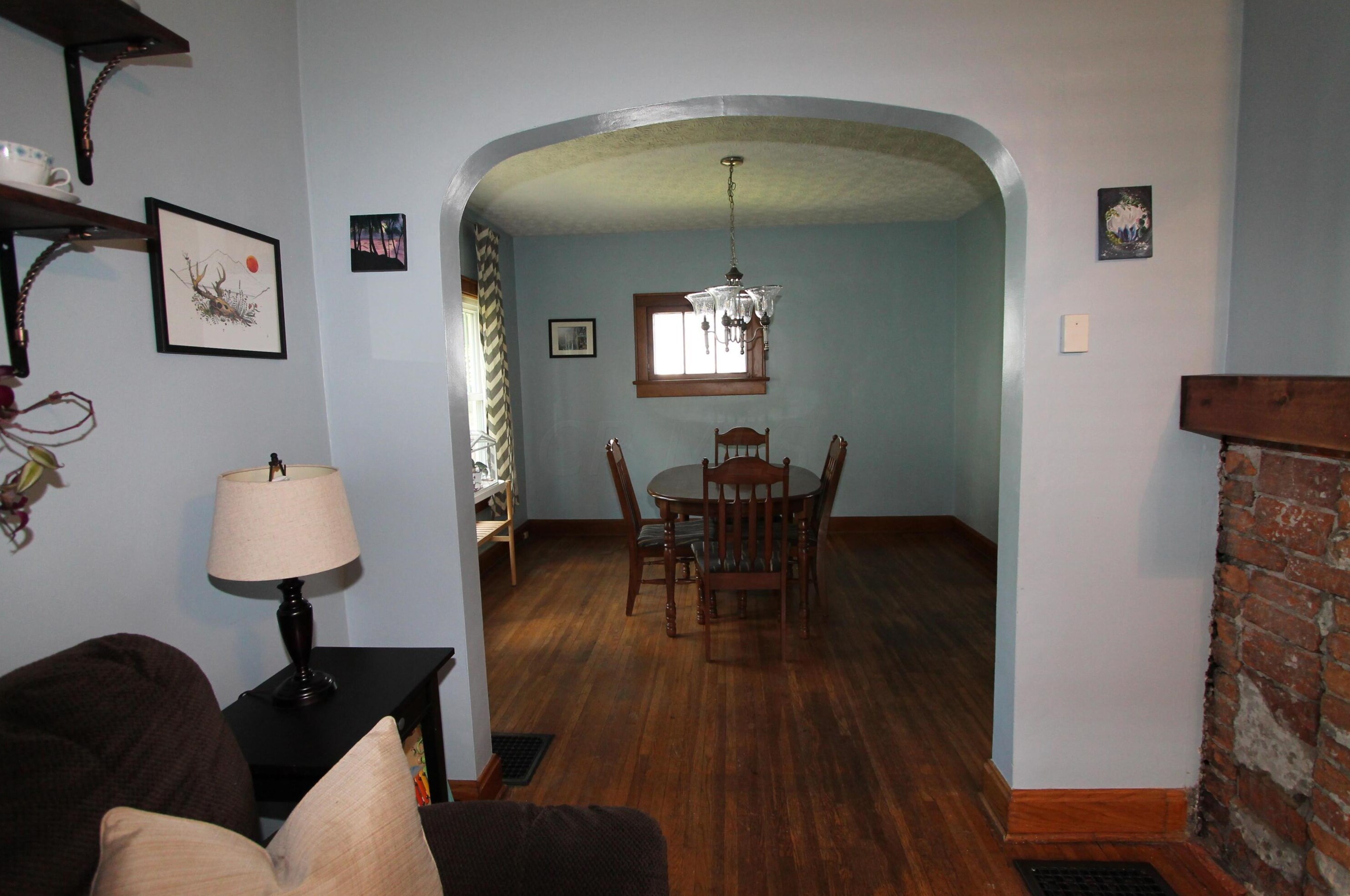 136 Longview Ave, Columbus OH 43224-3922 exterior