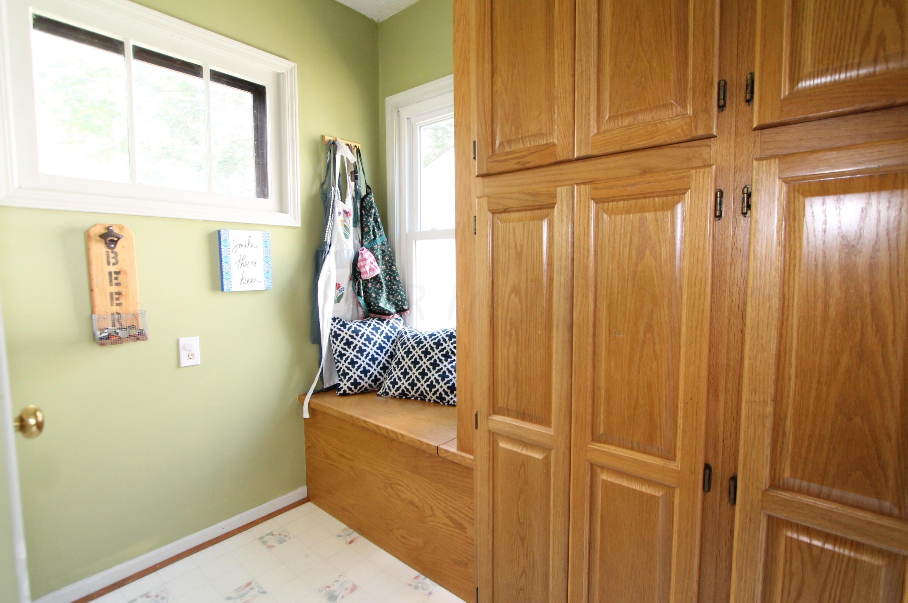 136 Longview Ave, Columbus OH 43224-3922 exterior