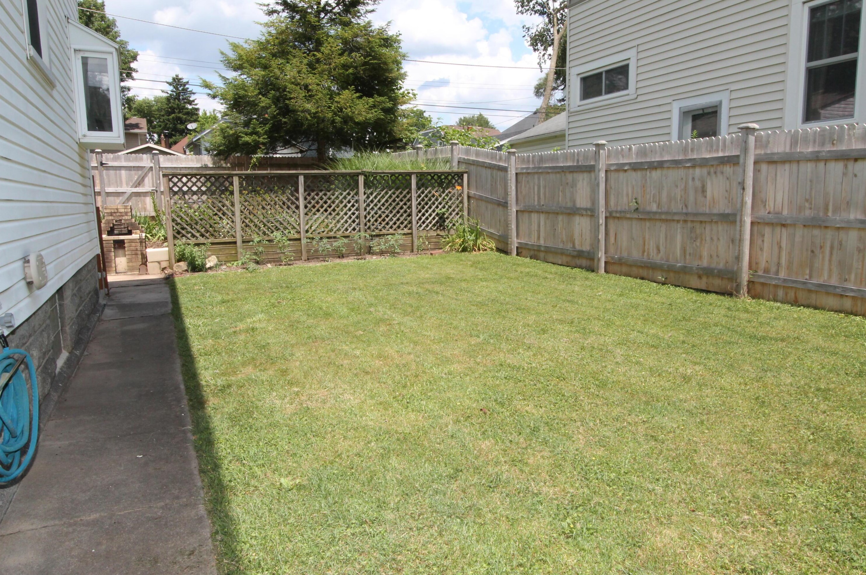 136 Longview Ave, Columbus OH 43224-3922 exterior