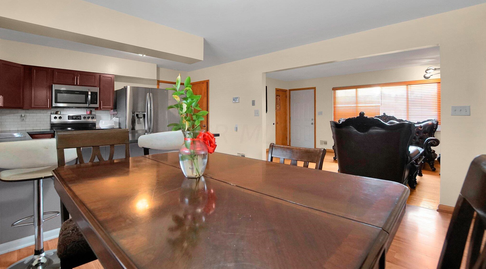 4200 Colby Ave, Columbus OH 43227-2028 exterior