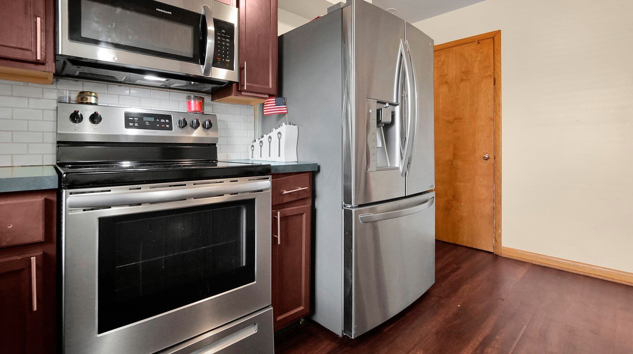 4200 Colby Ave, Columbus OH 43227-2028 exterior