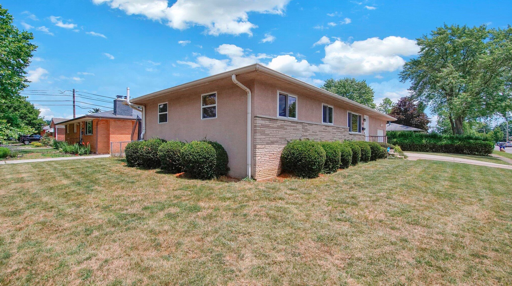 4200 Colby Ave, Columbus OH 43227-2028 exterior