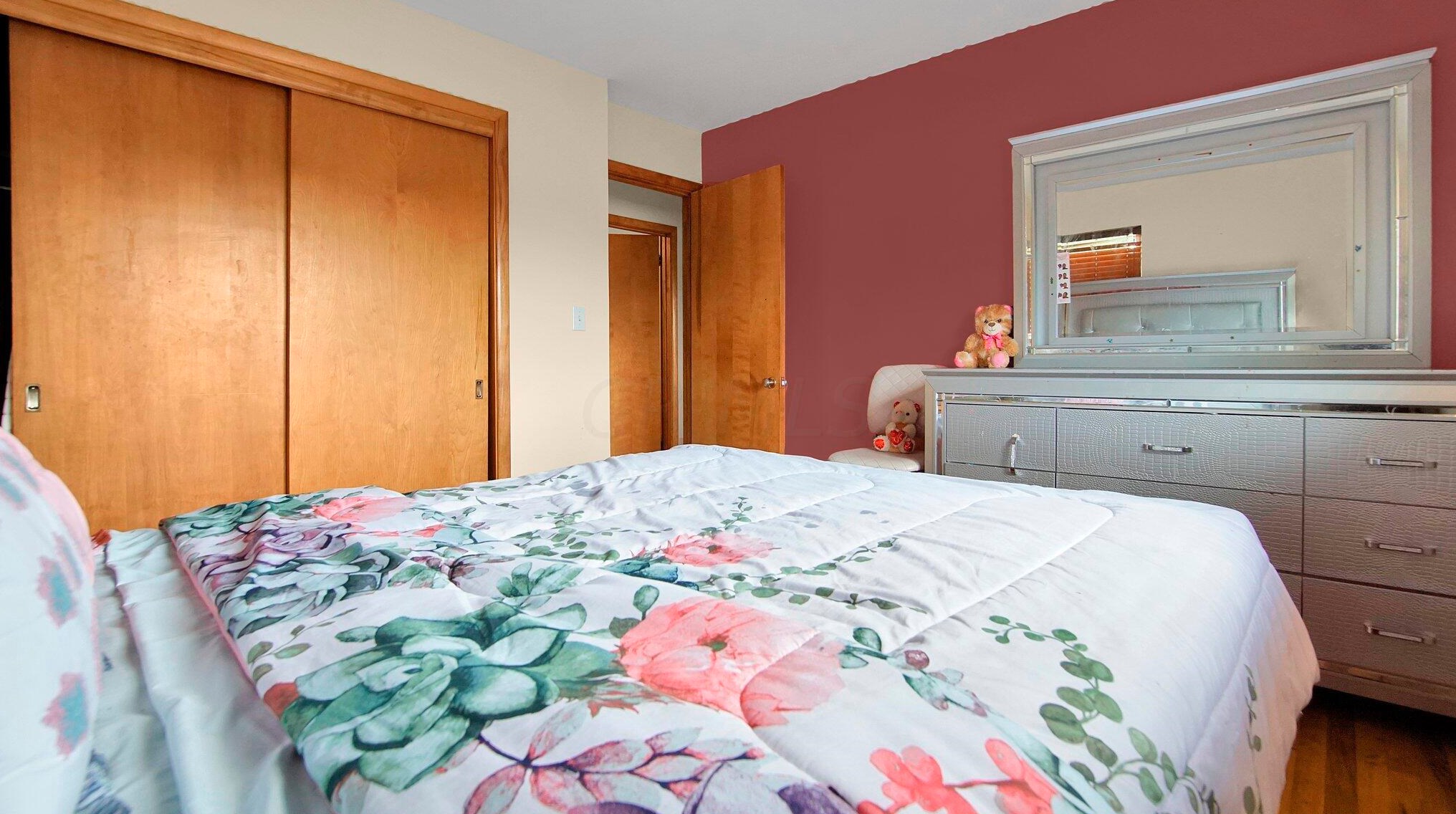 4200 Colby Ave, Columbus OH 43227-2028 exterior