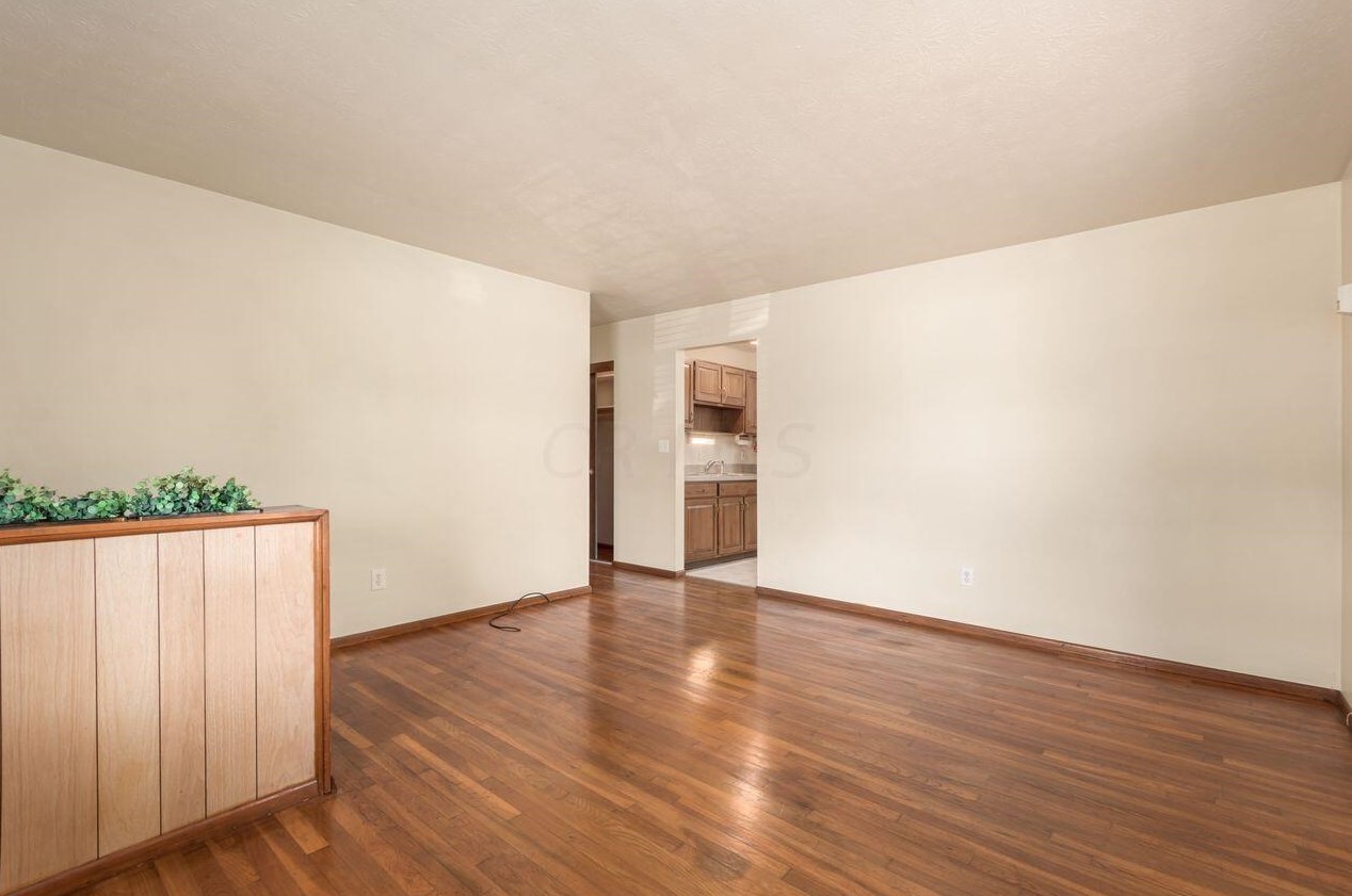 3434 Dempsey Rd, Westerville, OH 43081-3924