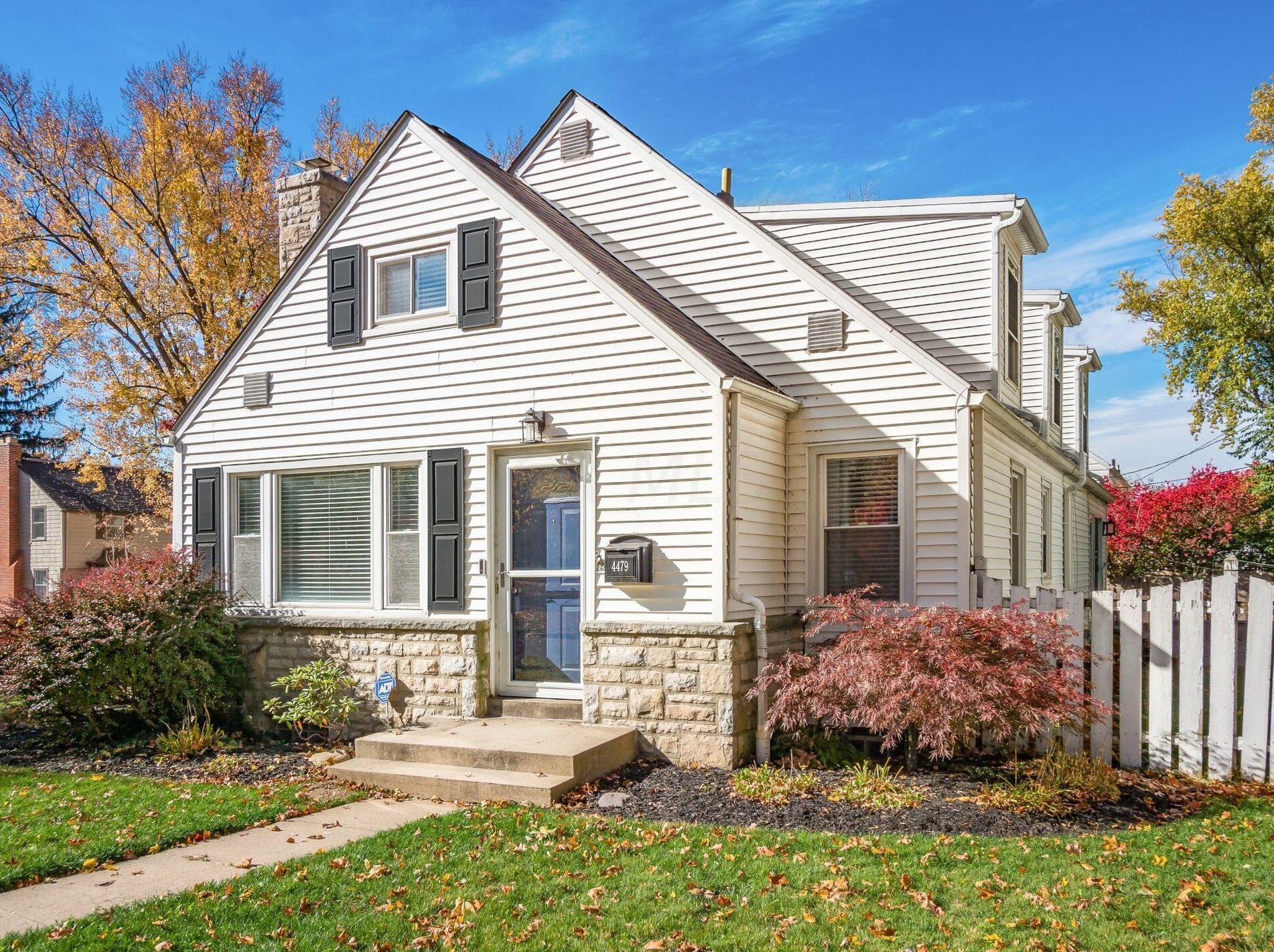 4479 Rosemont Pl, Columbus, OH 43214-2514
