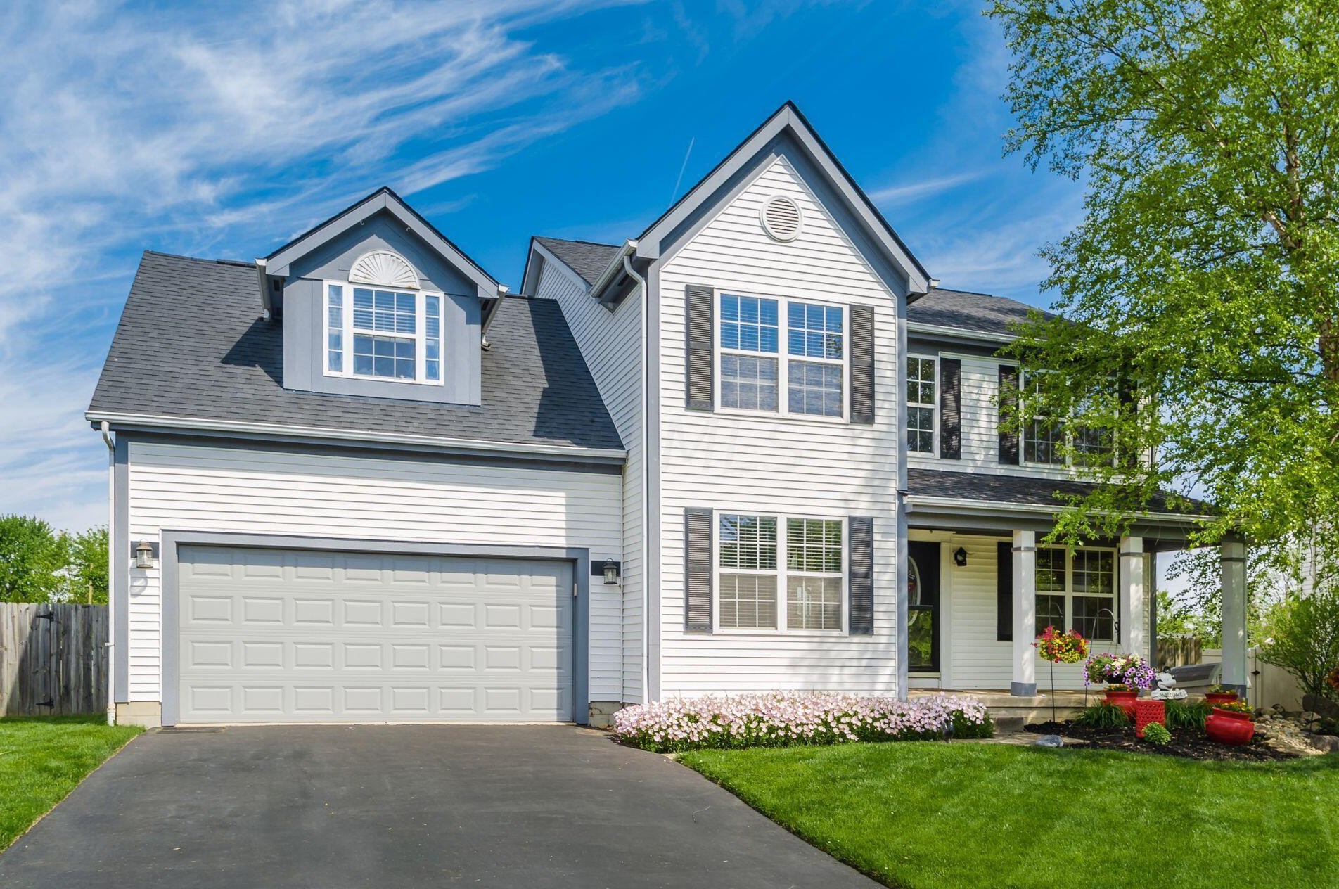 4440 Windrow Dr, Darbydale, OH 43123