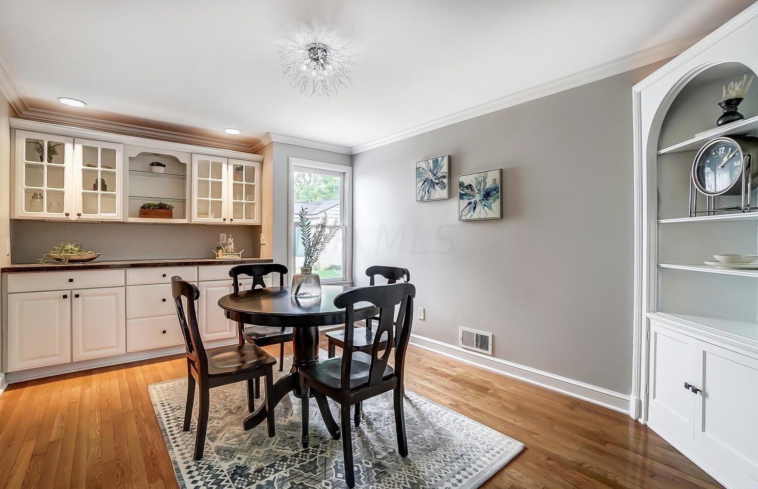 200 Chesterfield Rd, Columbus OH  43209-1244 exterior