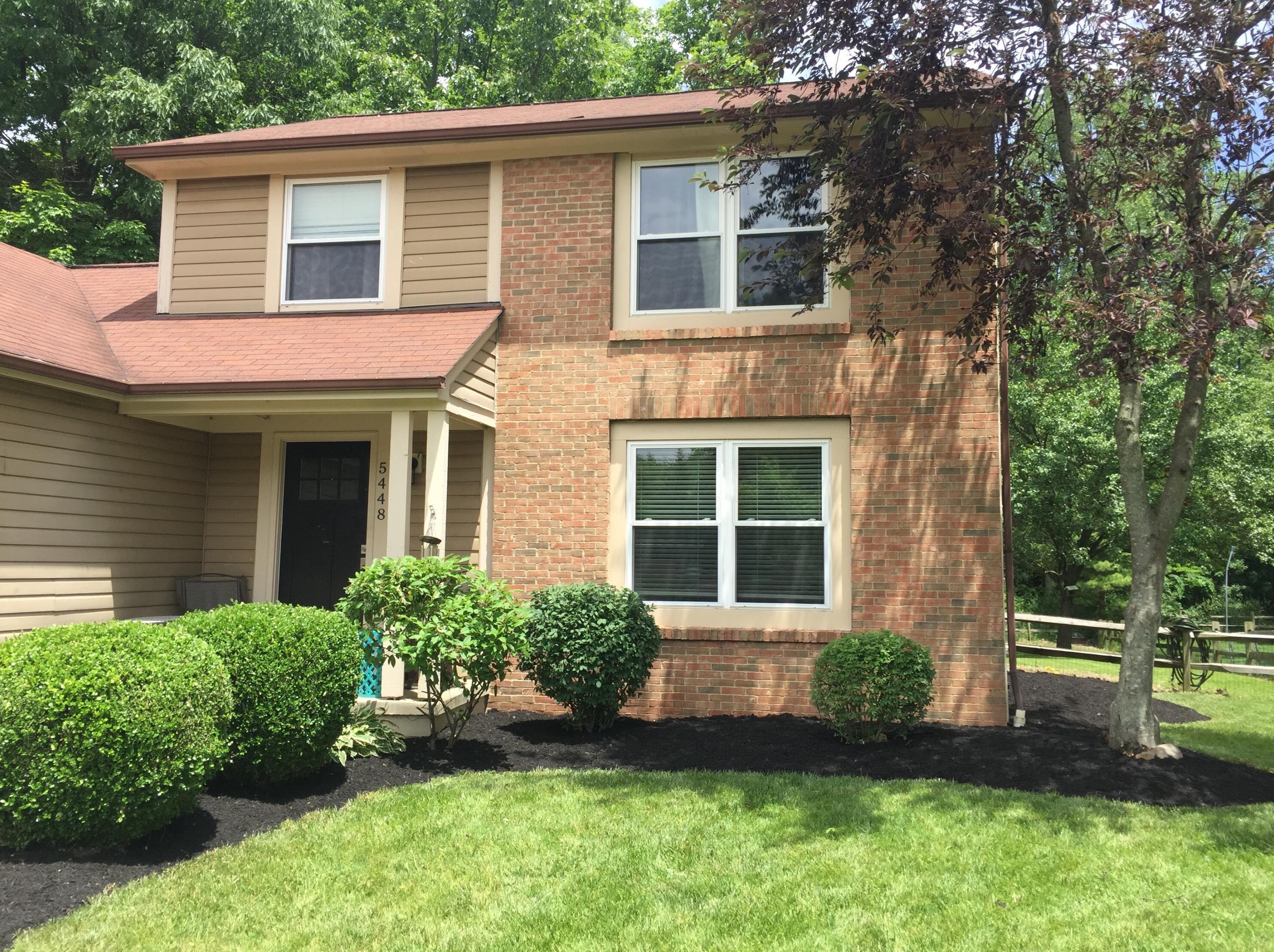 5448 Wolf Run Dr, Columbus, OH 43230-4527