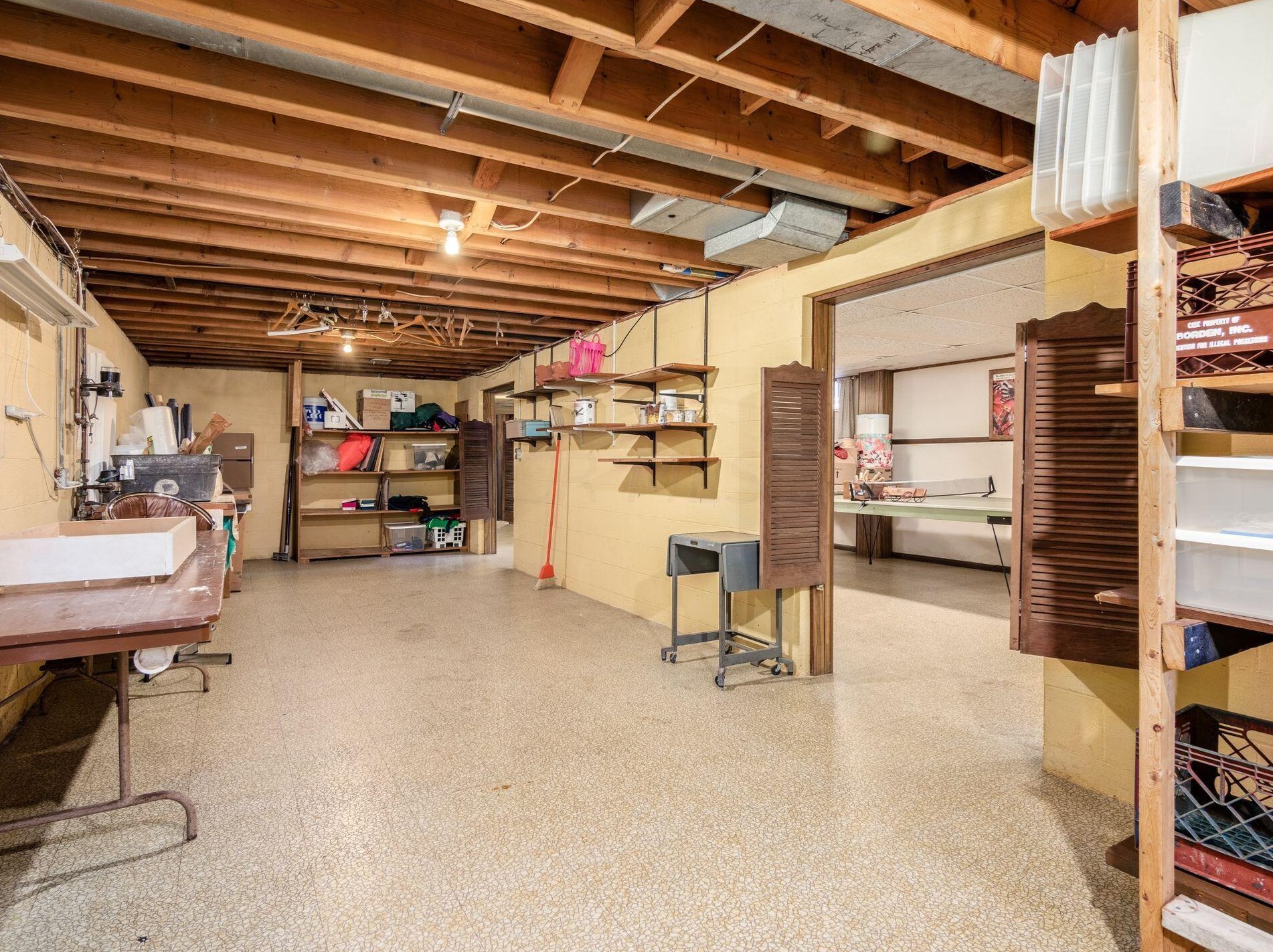 1316 Norwell Dr, Columbus OH 43220-3956 exterior