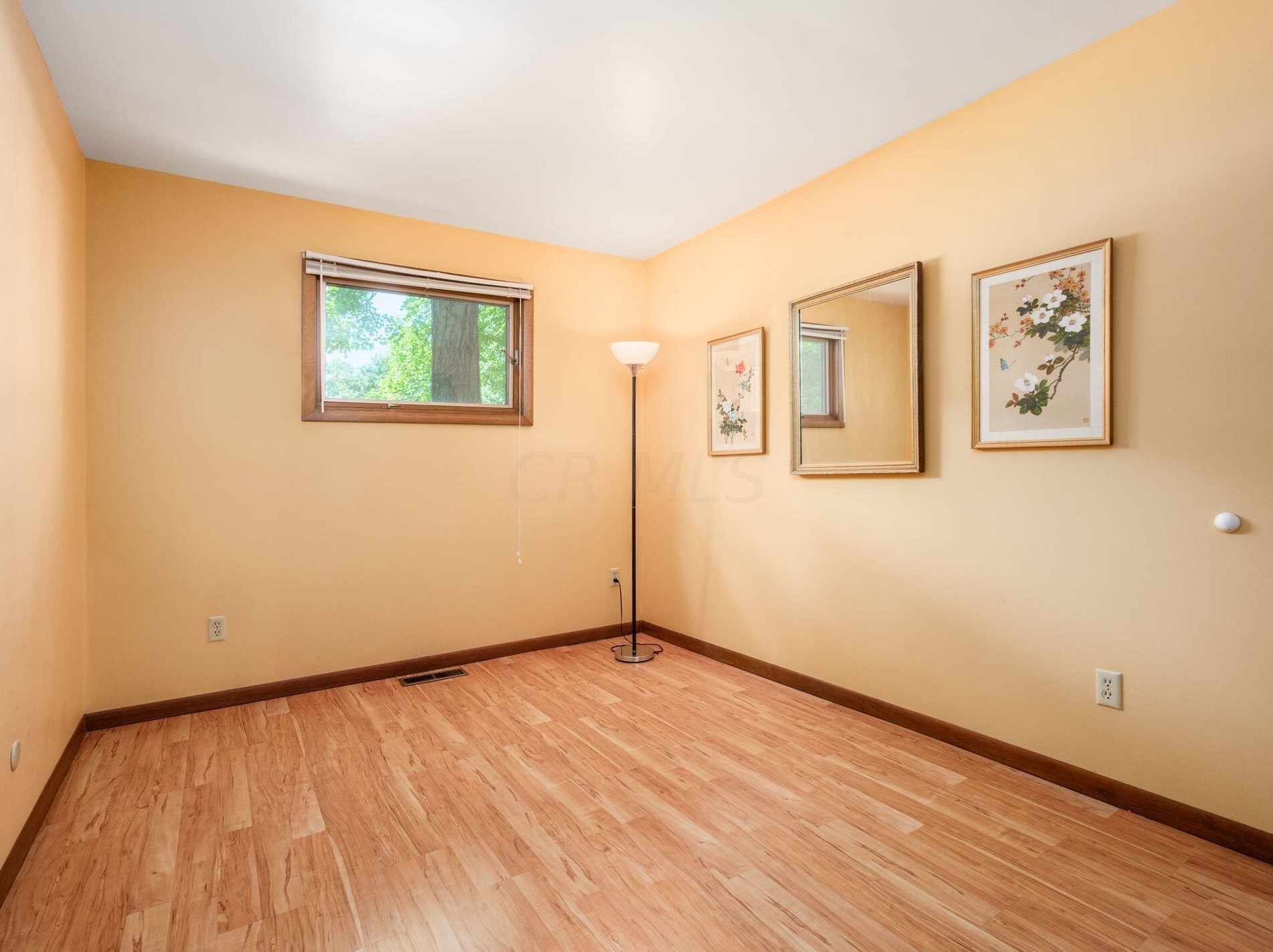 1316 Norwell Dr, Columbus OH 43220-3956 exterior