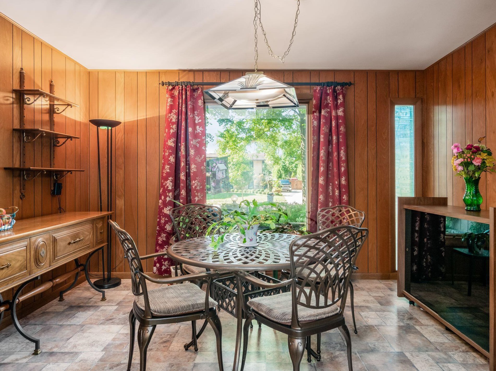 1316 Norwell Dr, Columbus OH 43220-3956 exterior