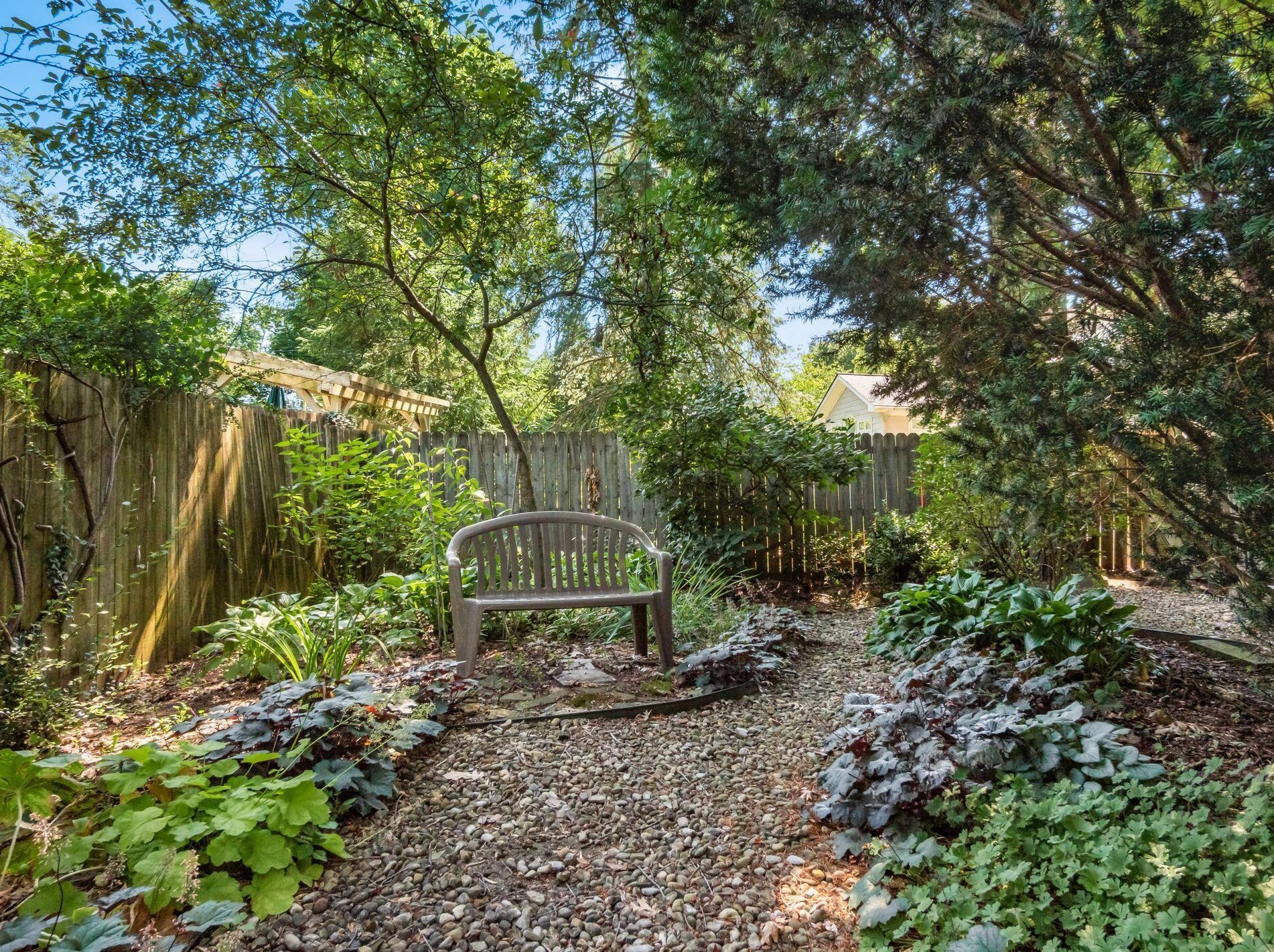 1316 Norwell Dr, Columbus OH 43220-3956 exterior