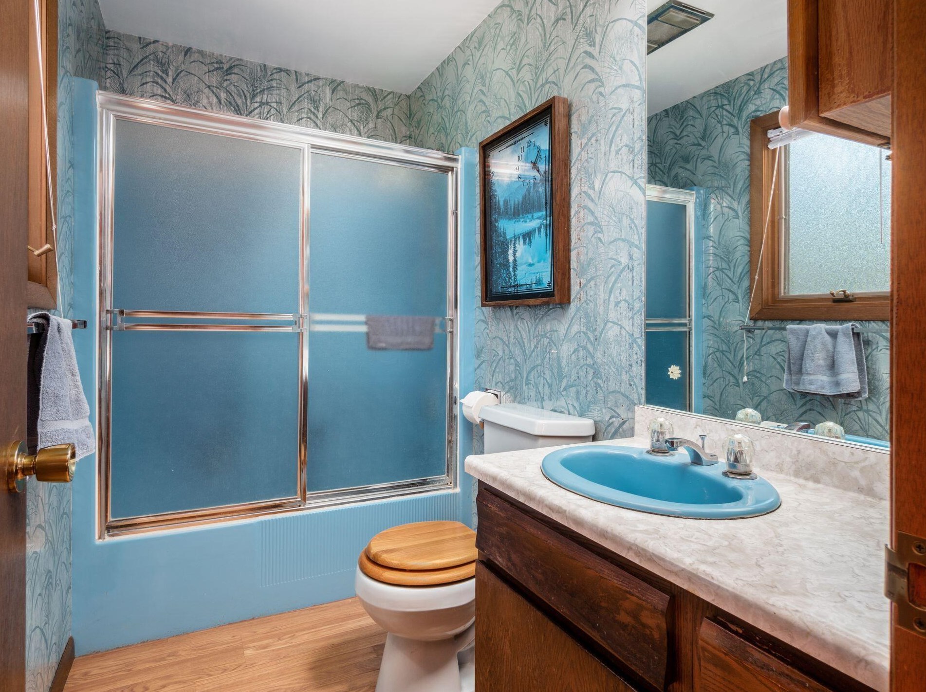 1316 Norwell Dr, Columbus OH 43220-3956 exterior