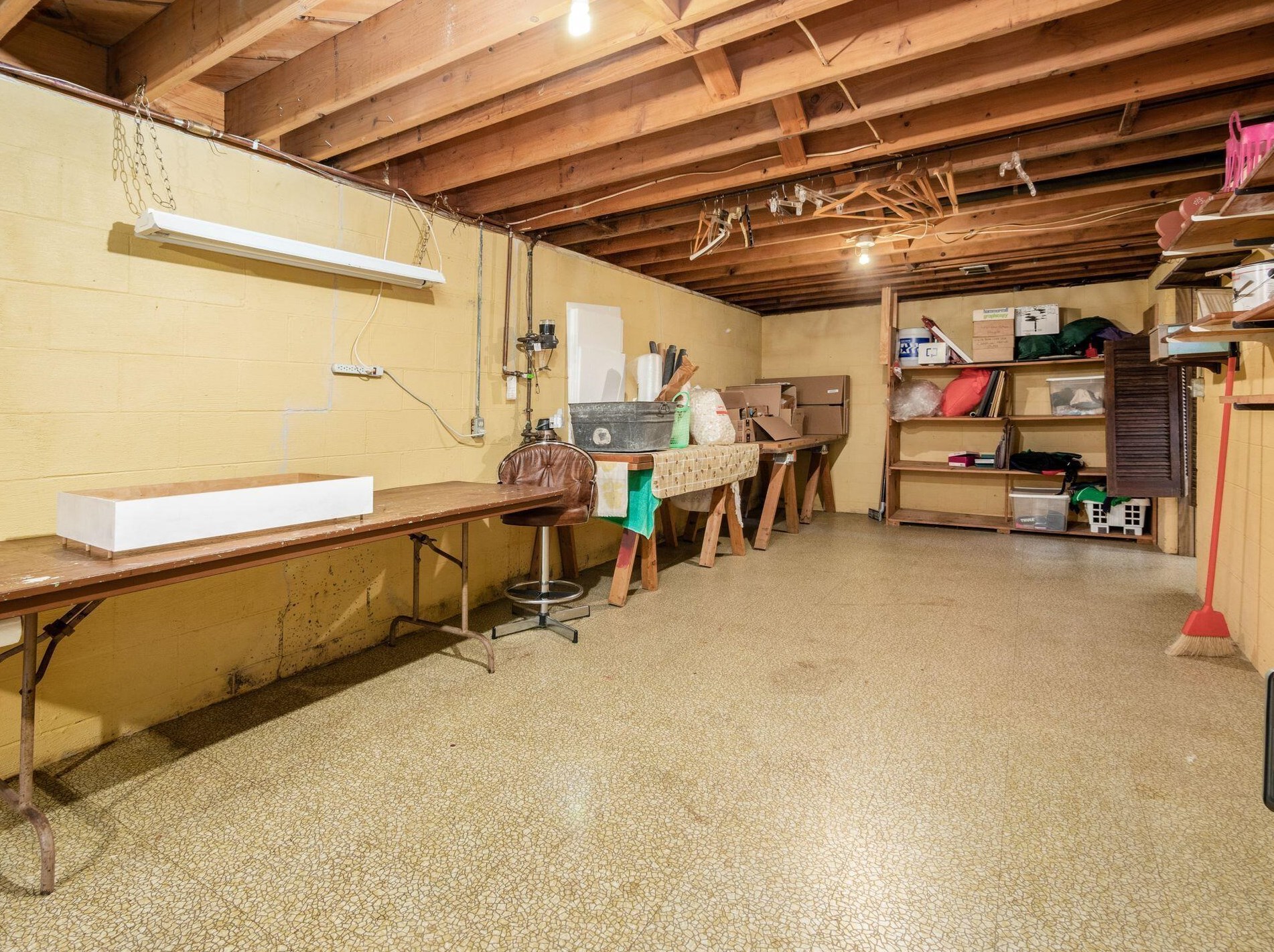 1316 Norwell Dr, Columbus OH 43220-3956 exterior