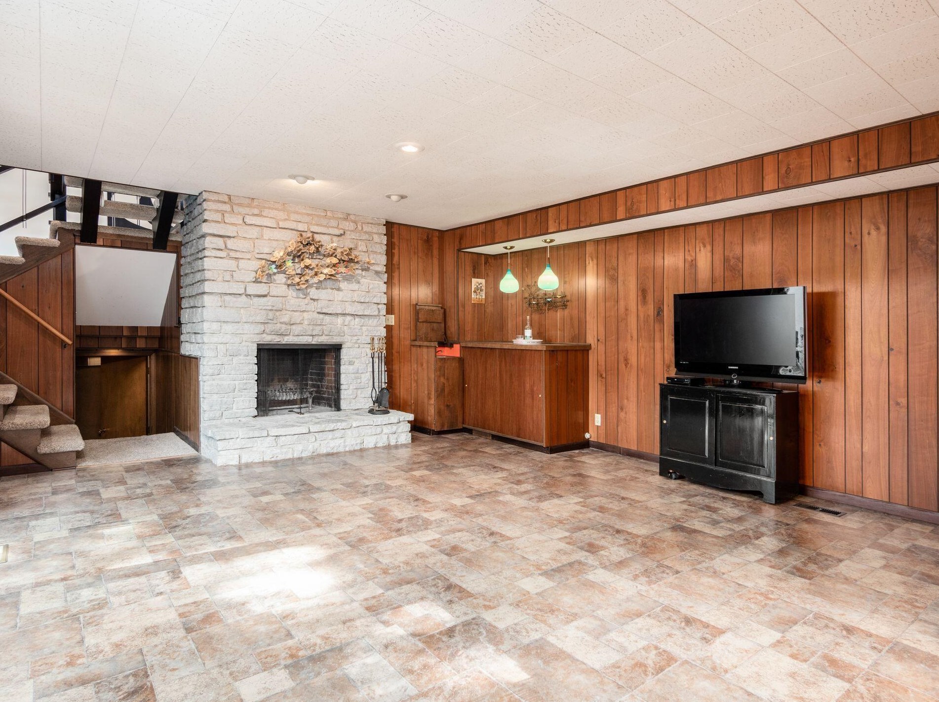 1316 Norwell Dr, Columbus OH 43220-3956 exterior