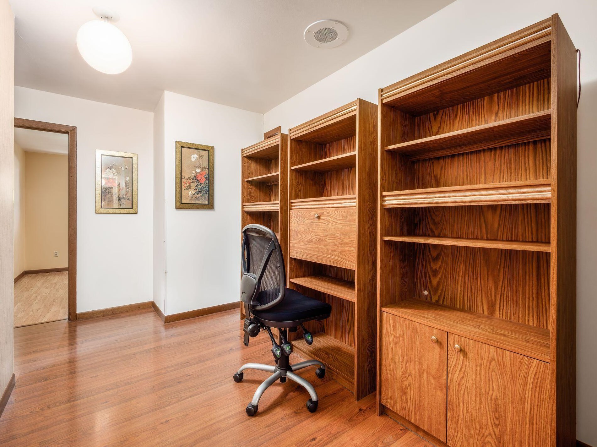 1316 Norwell Dr, Columbus OH 43220-3956 exterior