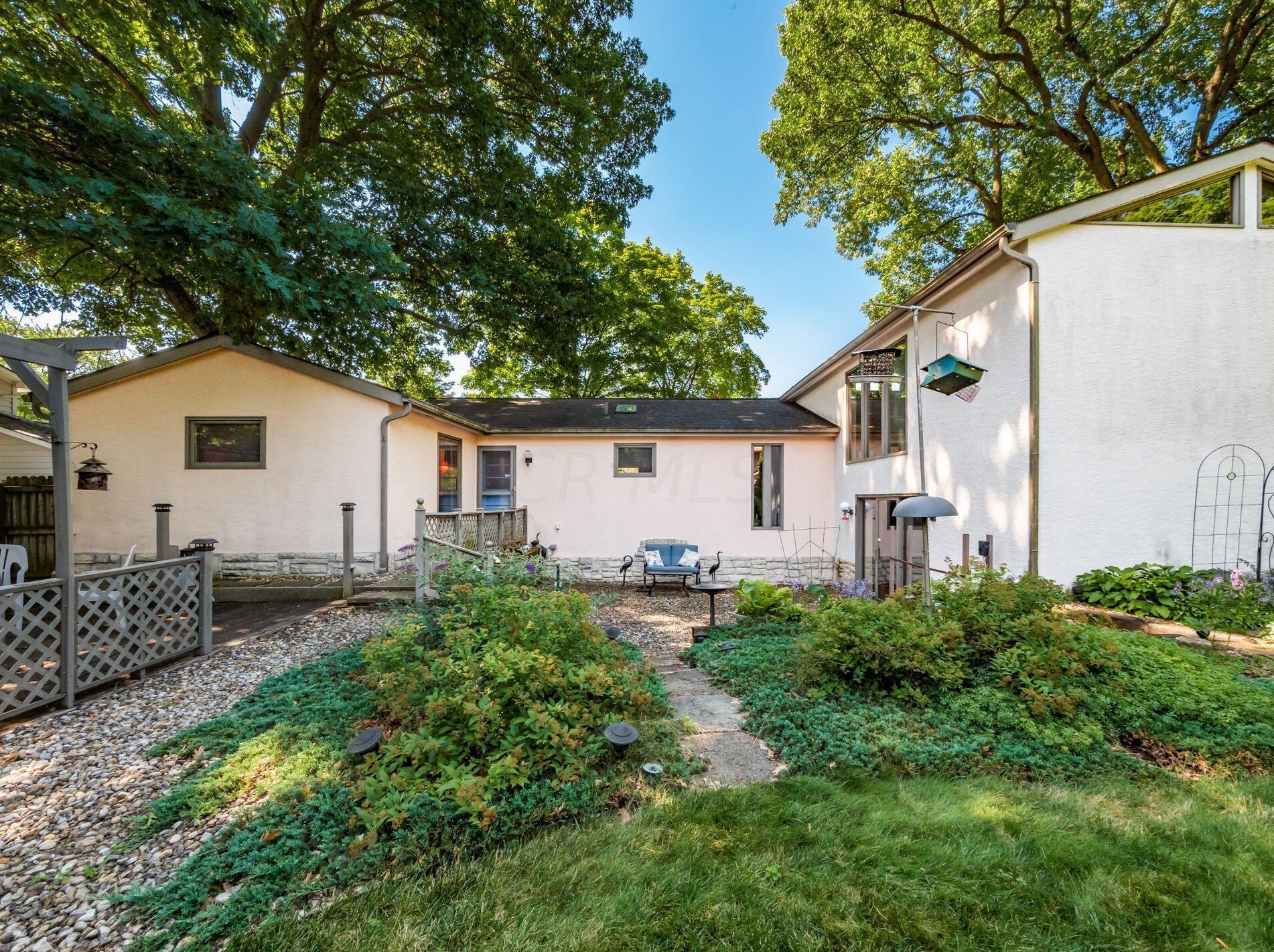 1316 Norwell Dr, Columbus OH 43220-3956 exterior