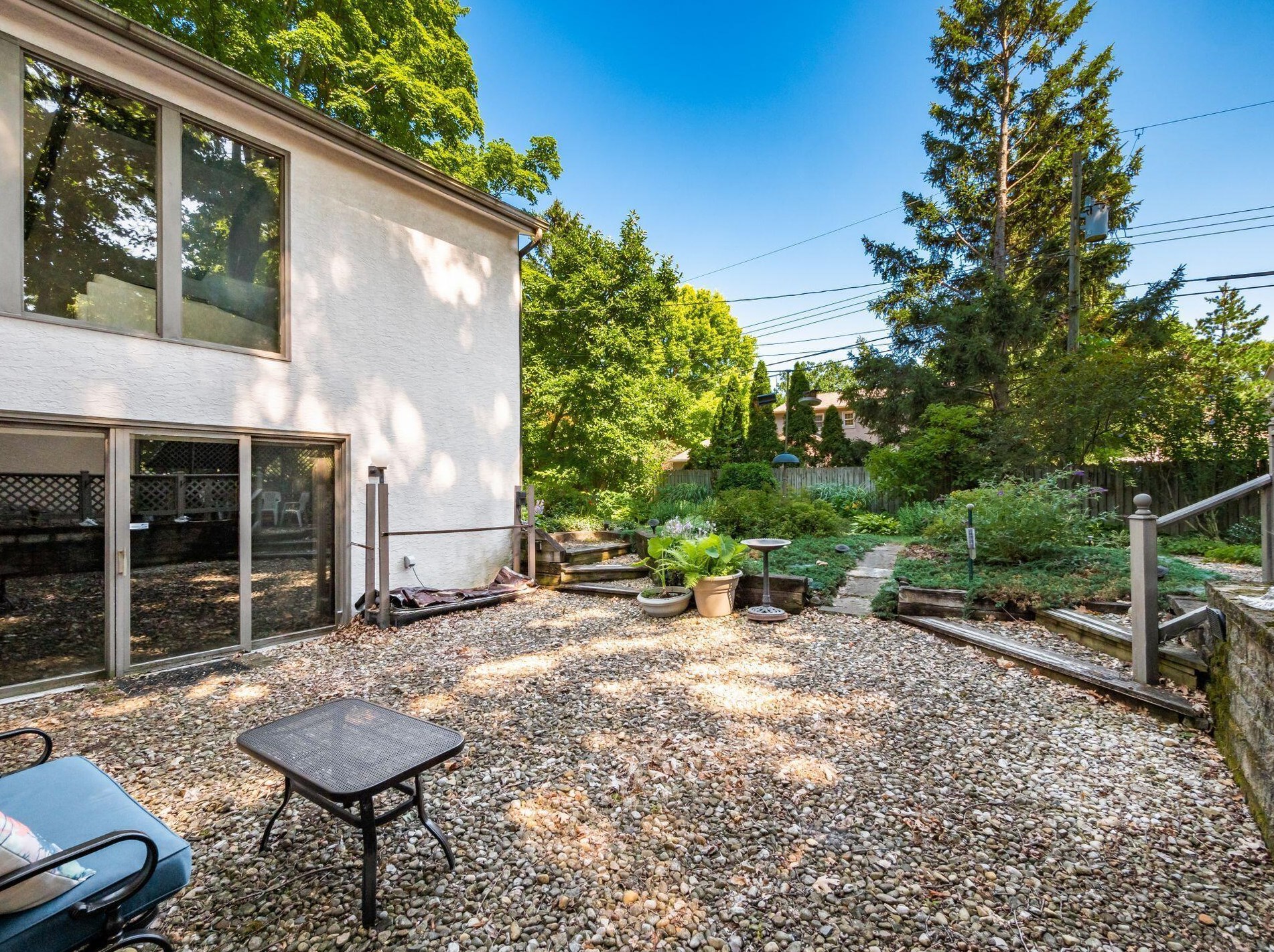 1316 Norwell Dr, Columbus OH 43220-3956 exterior