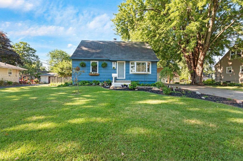 375 Potawatomi Dr, Westerville, OH 43081-2335