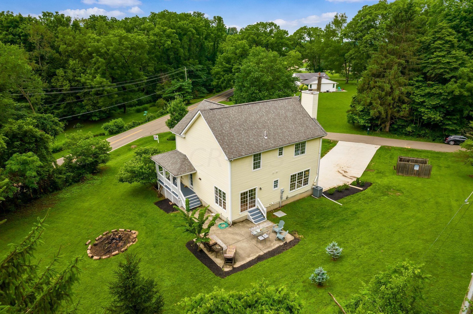 30 Rose Dr, Granville, OH 43023-1063