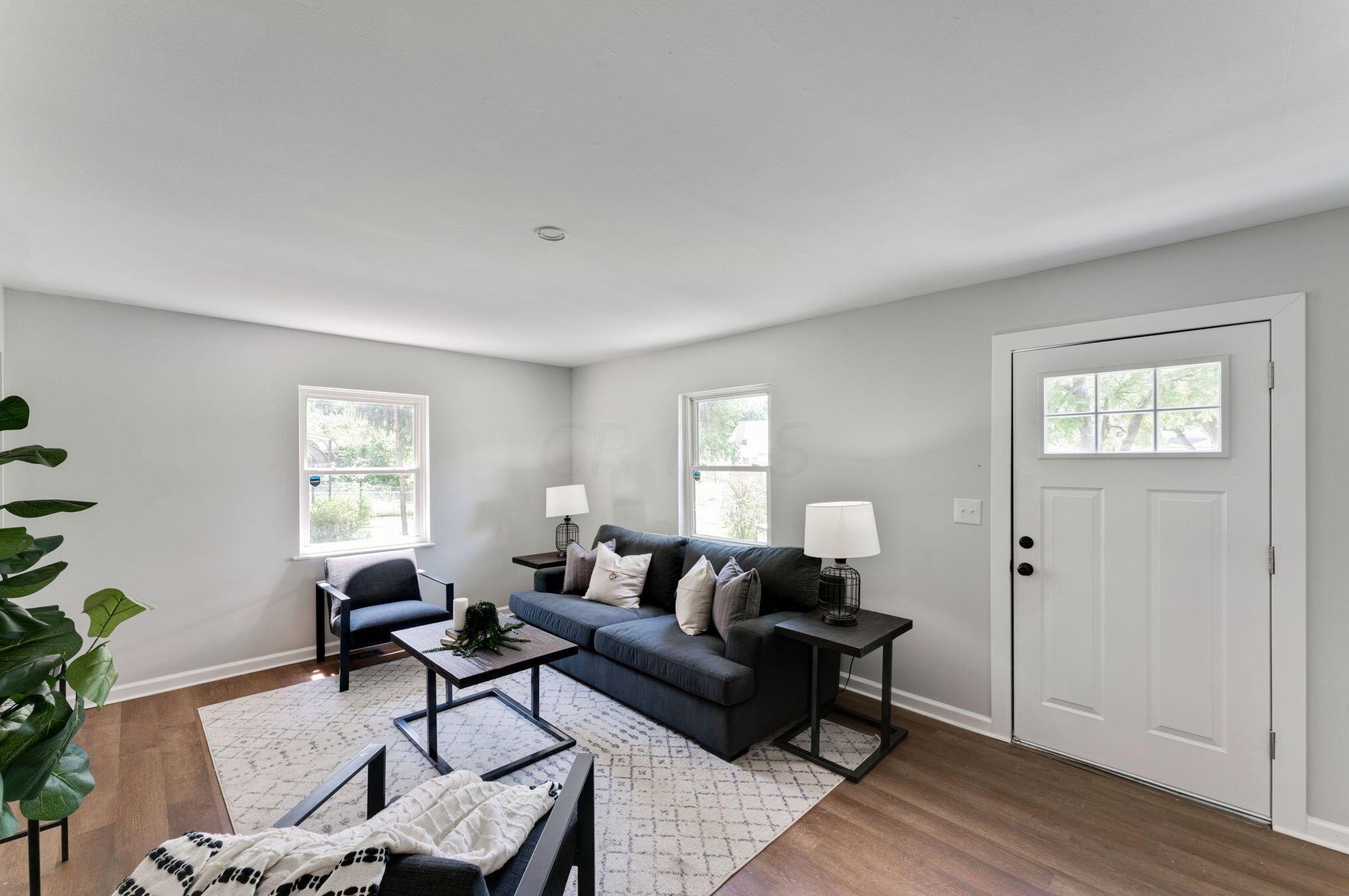 3086 Karl Rd, Columbus OH  43224-4126 exterior