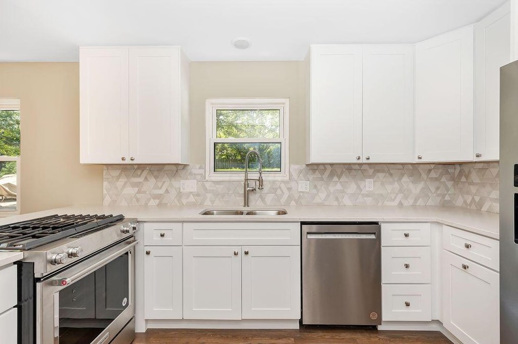 1025 Blind Brook Dr, Columbus OH  43235-1200 exterior