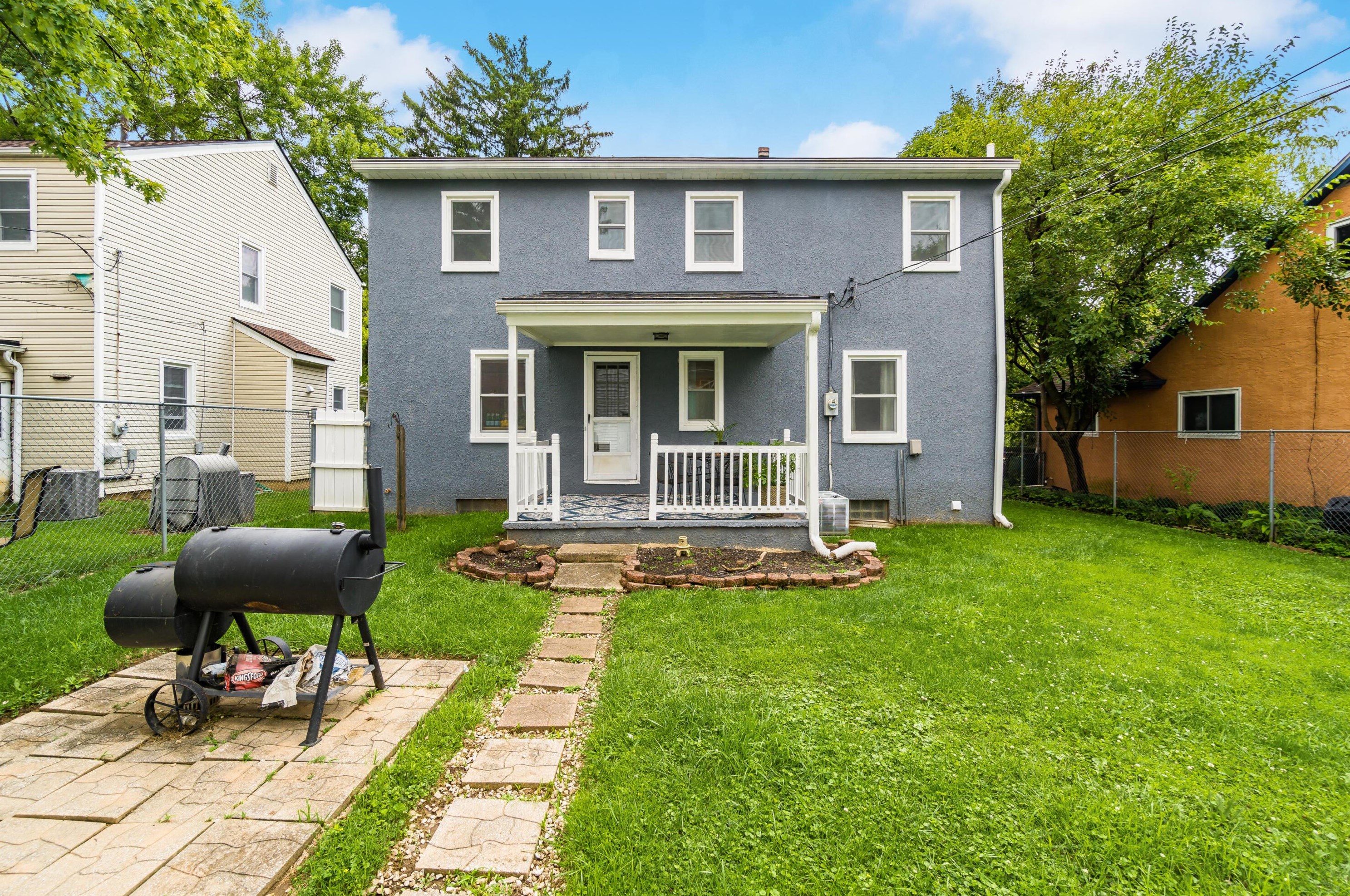 495 Brookside Dr, Columbus OH 43209-2222 exterior