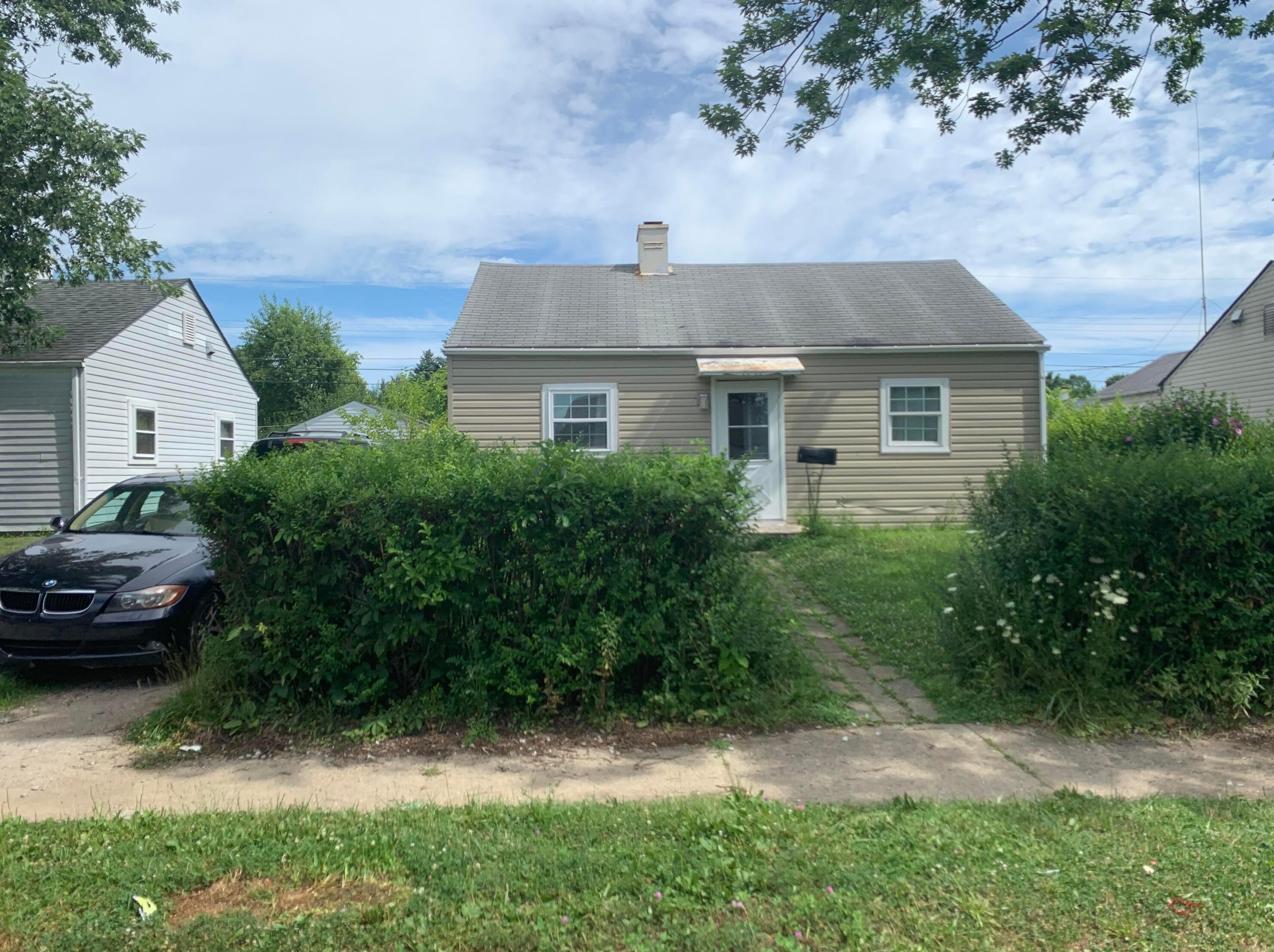 3136 12th Ave, Columbus, OH 43219-3751