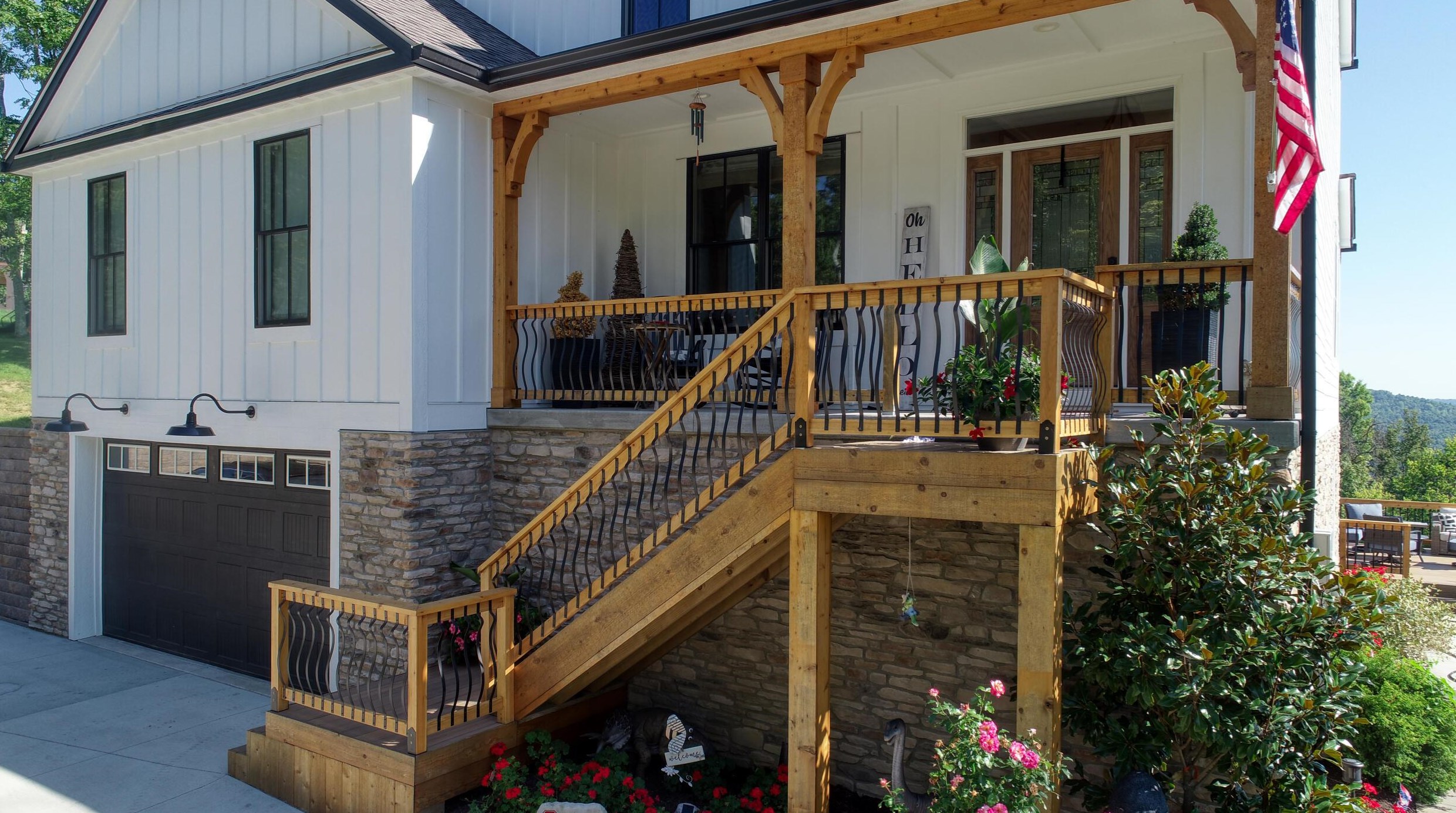 22360 Briar Hill Rd, Senecaville, OH 43780-9111