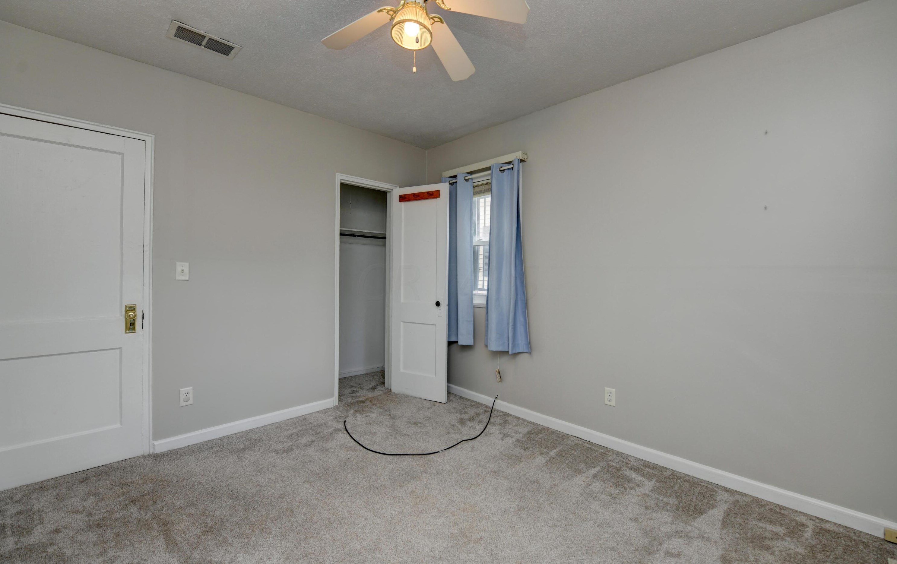 915 20th Ave, Columbus OH  43211-2401 exterior