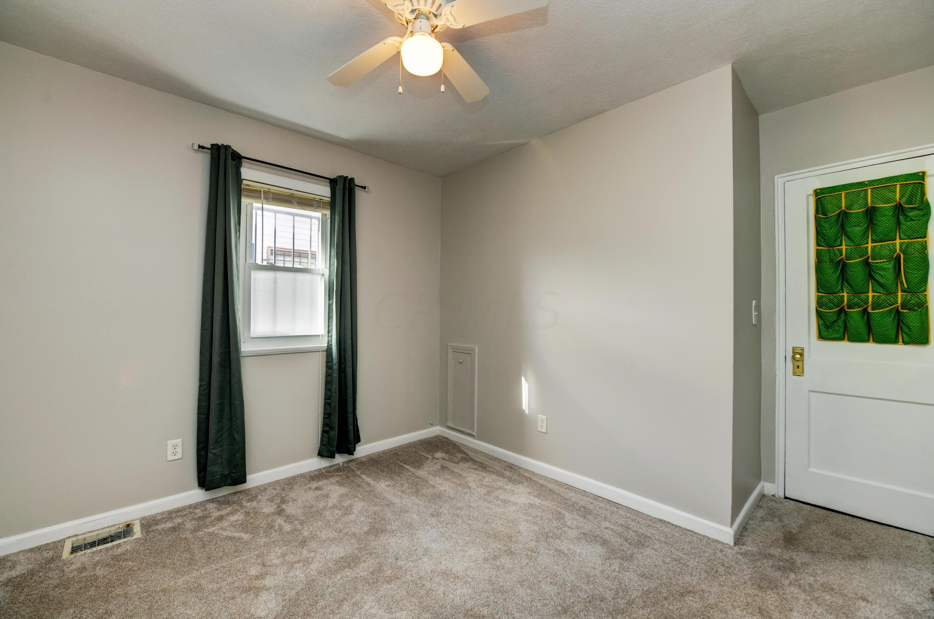 915 20th Ave, Columbus OH  43211-2401 exterior