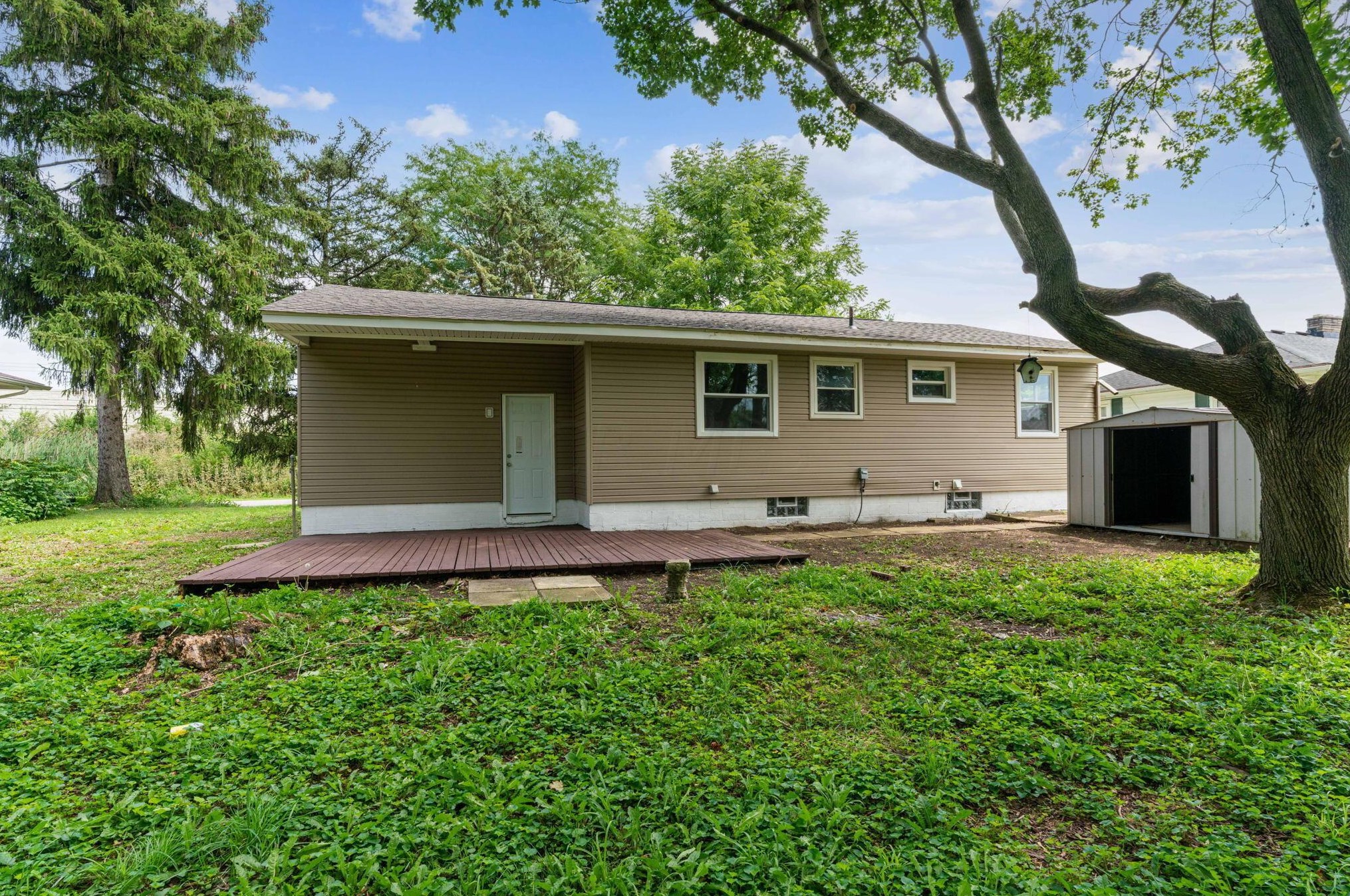 399 Garden Heights Ave, Columbus OH  43228-5305 exterior