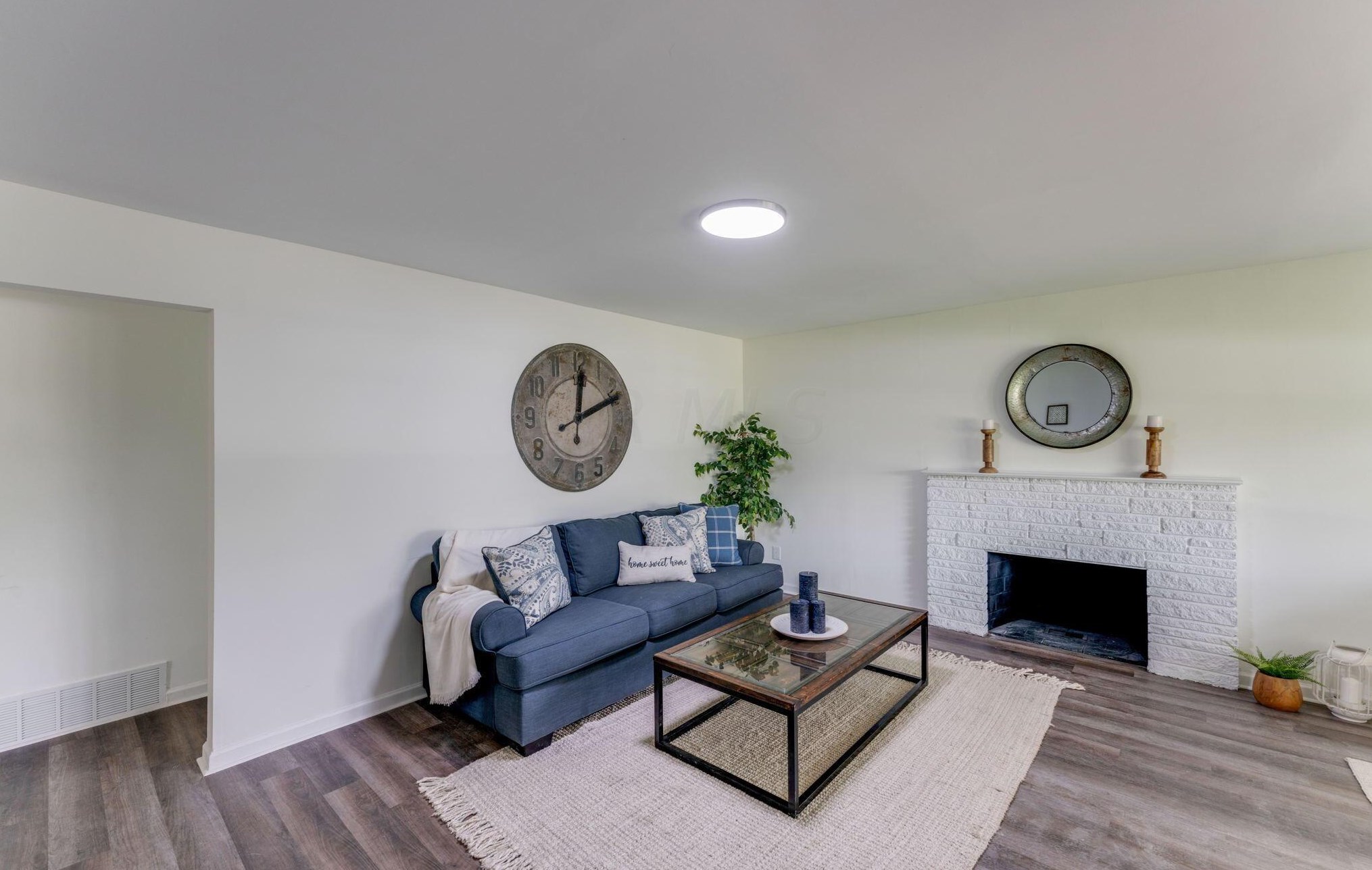 399 Garden Heights Ave, Columbus OH  43228-5305 exterior