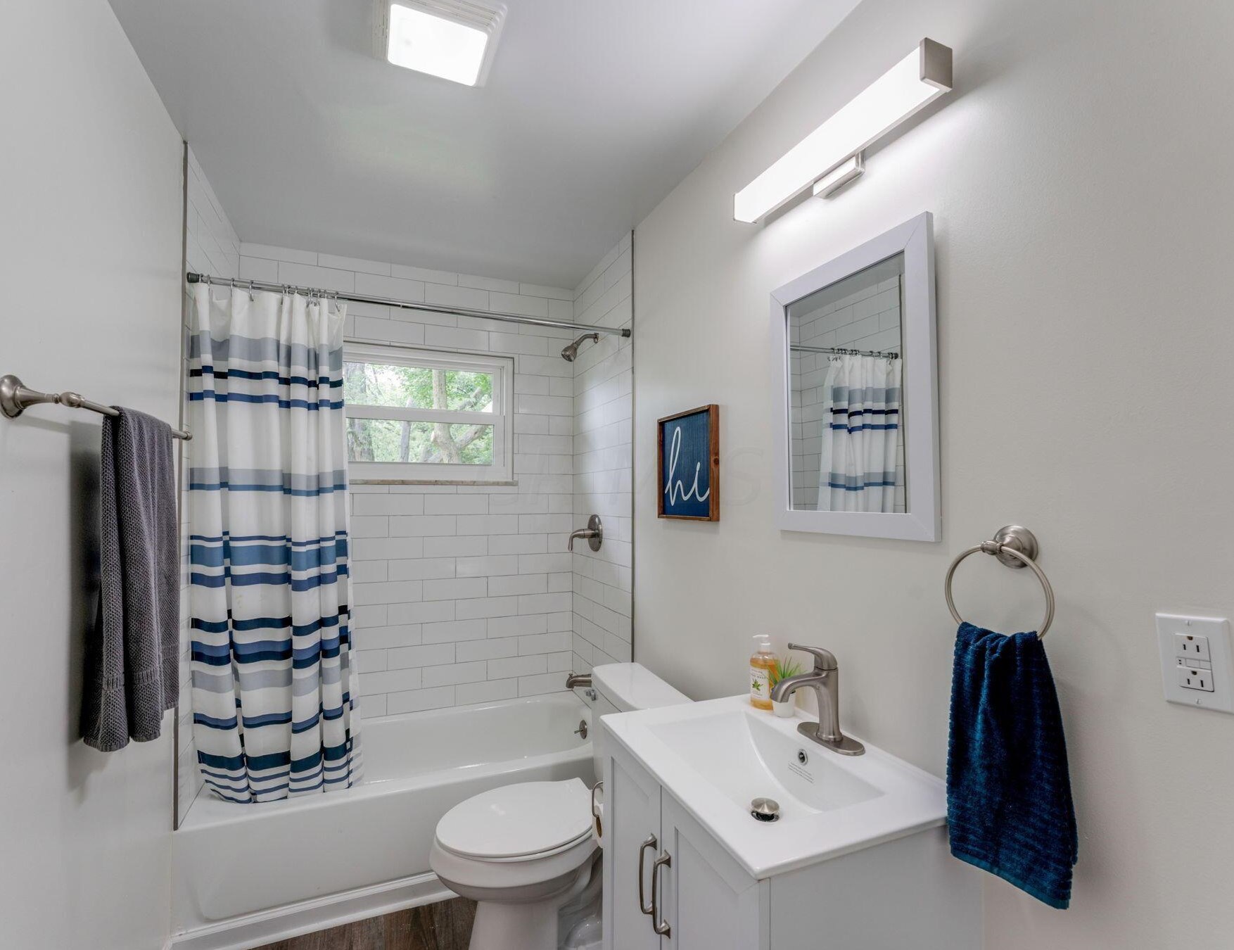 399 Garden Heights Ave, Columbus OH  43228-5305 exterior