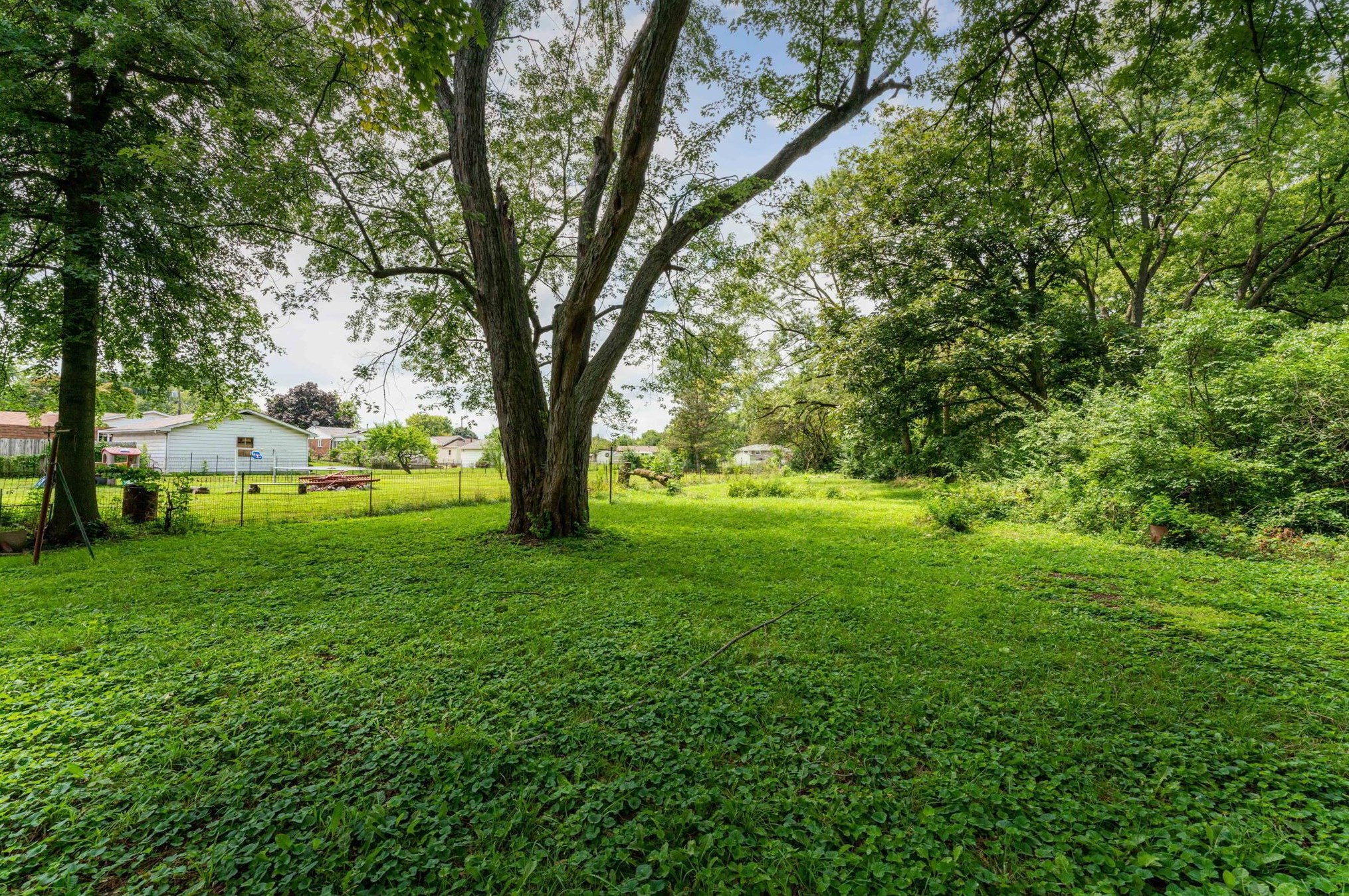 399 Garden Heights Ave, Columbus OH  43228-5305 exterior