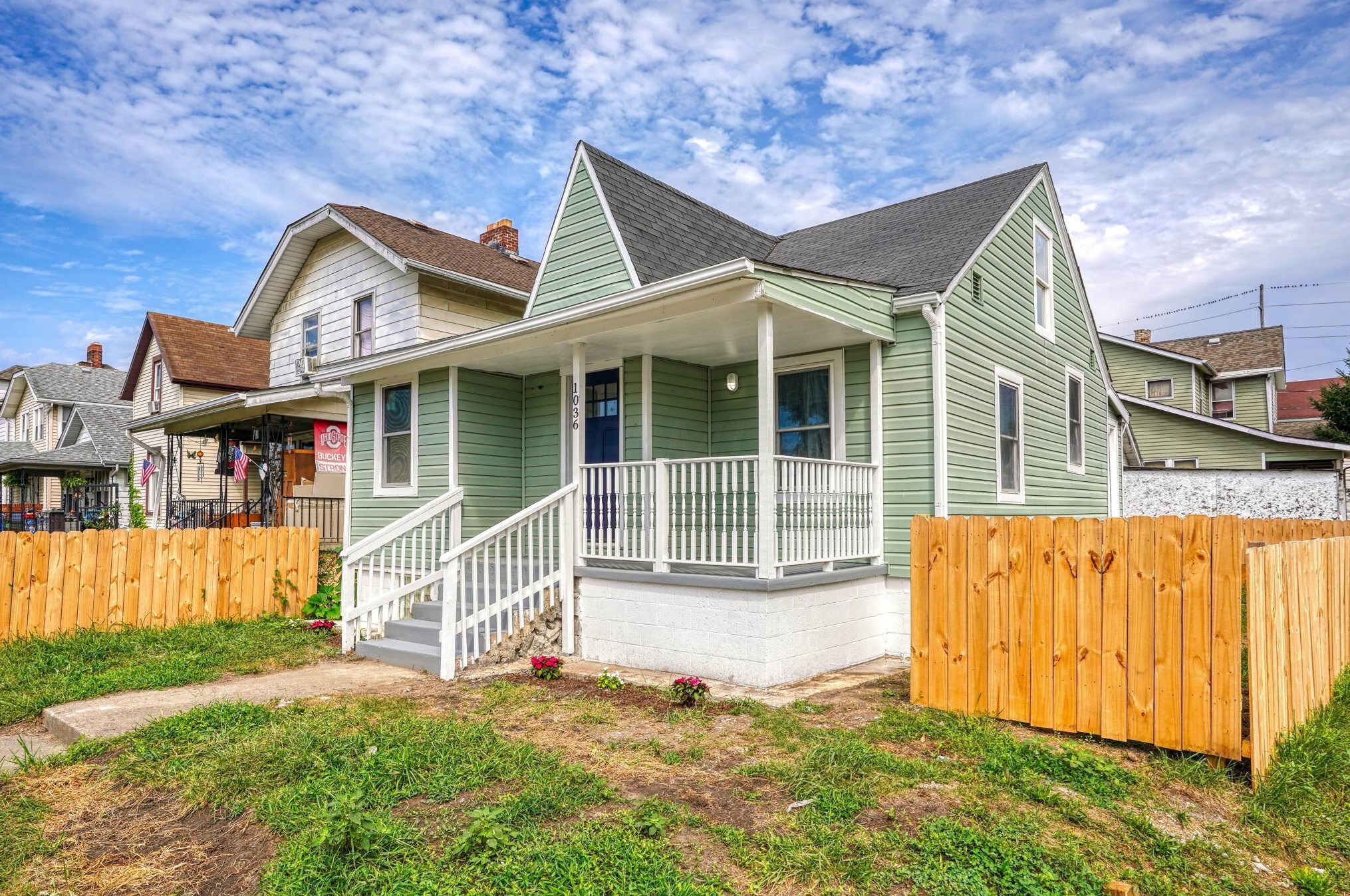 1036 Bellows Ave, Columbus, OH 43223-1442