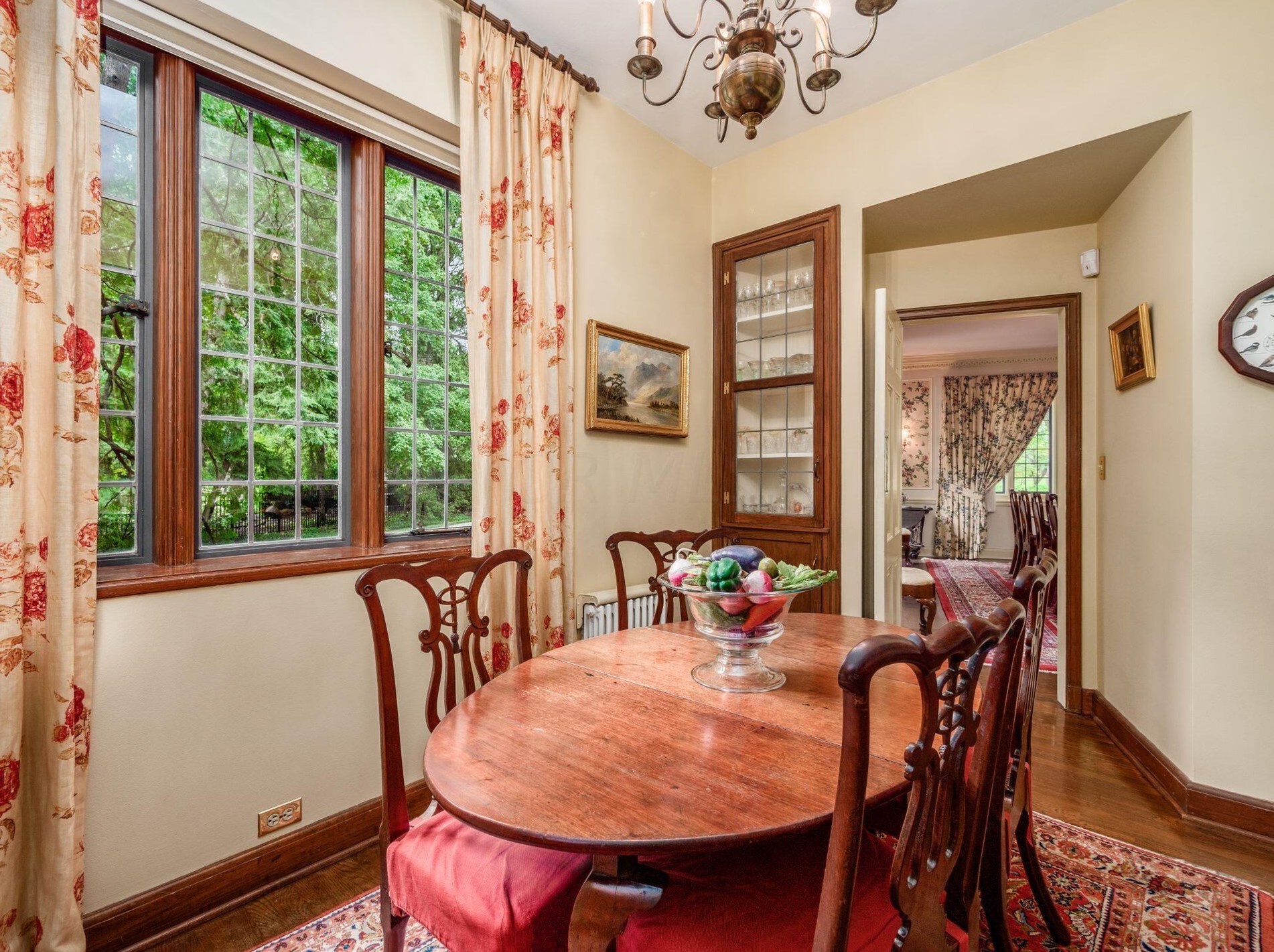 189 Parkview Ave, Columbus OH 43209-1676 exterior