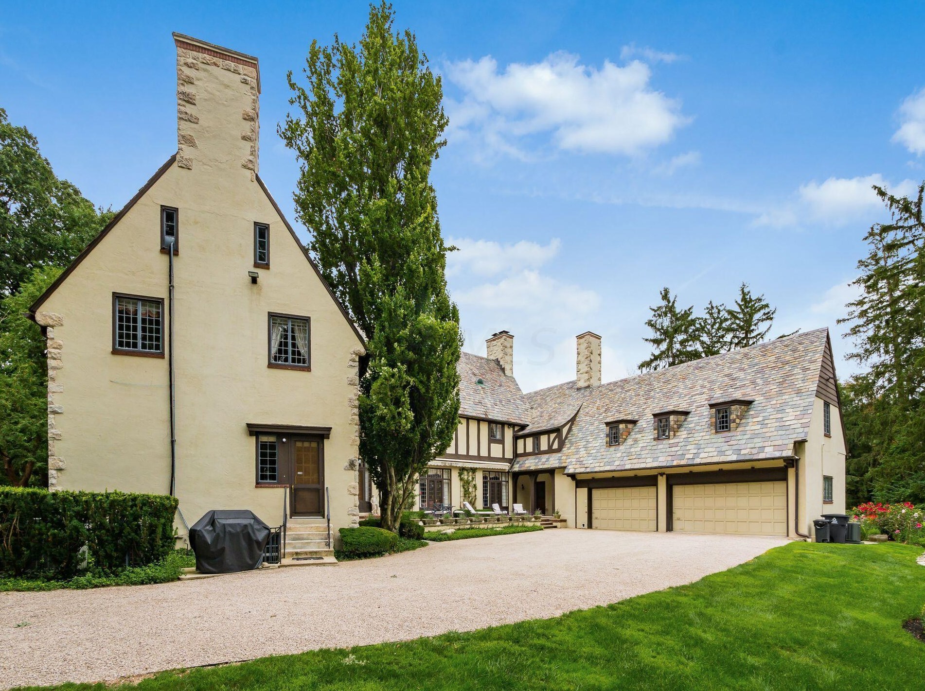 189 Parkview Ave, Columbus OH 43209-1676 exterior