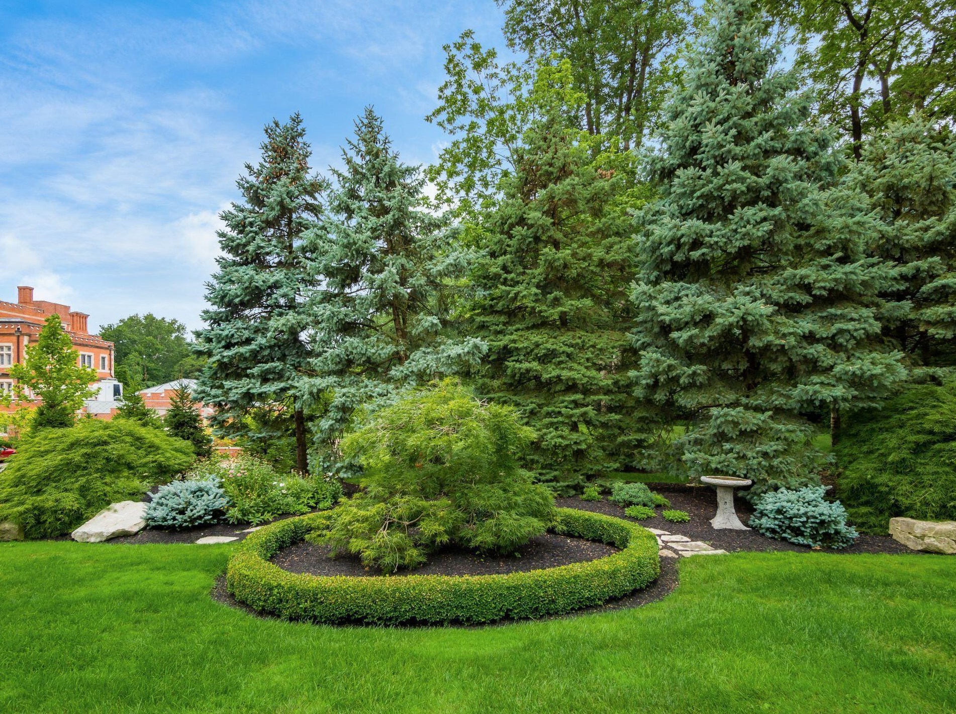 189 Parkview Ave, Columbus OH 43209-1676 exterior