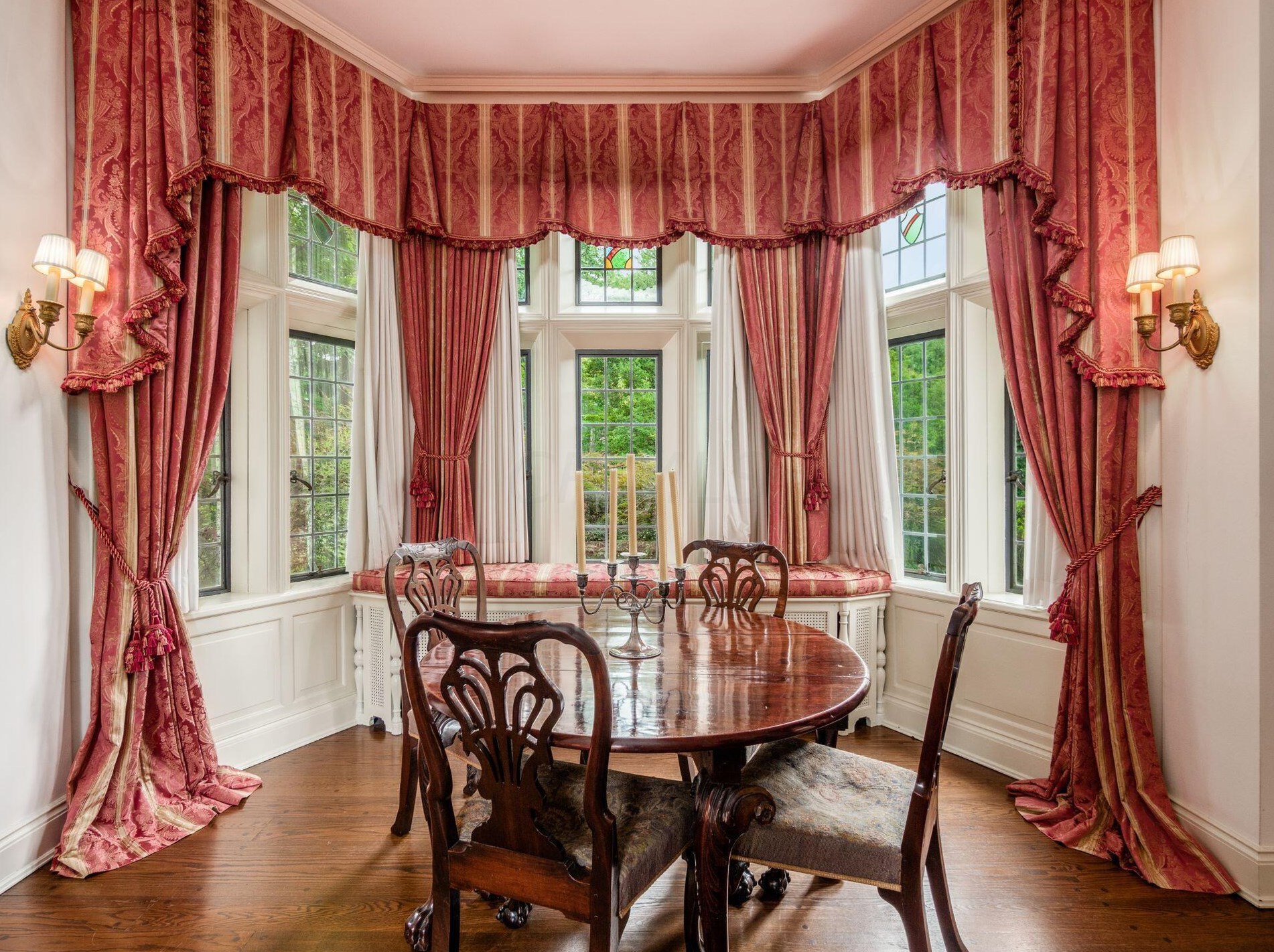 189 Parkview Ave, Columbus OH 43209-1676 exterior