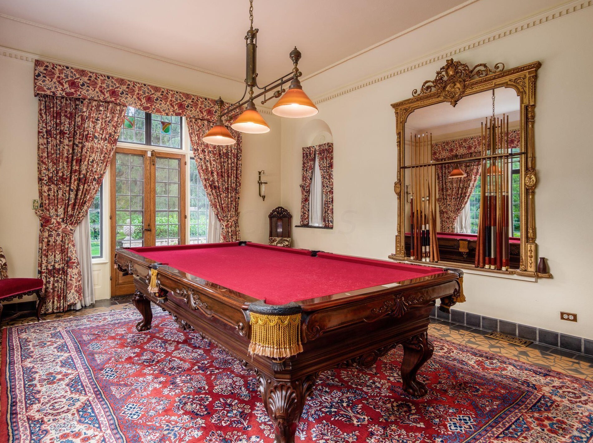 189 Parkview Ave, Columbus OH 43209-1676 exterior