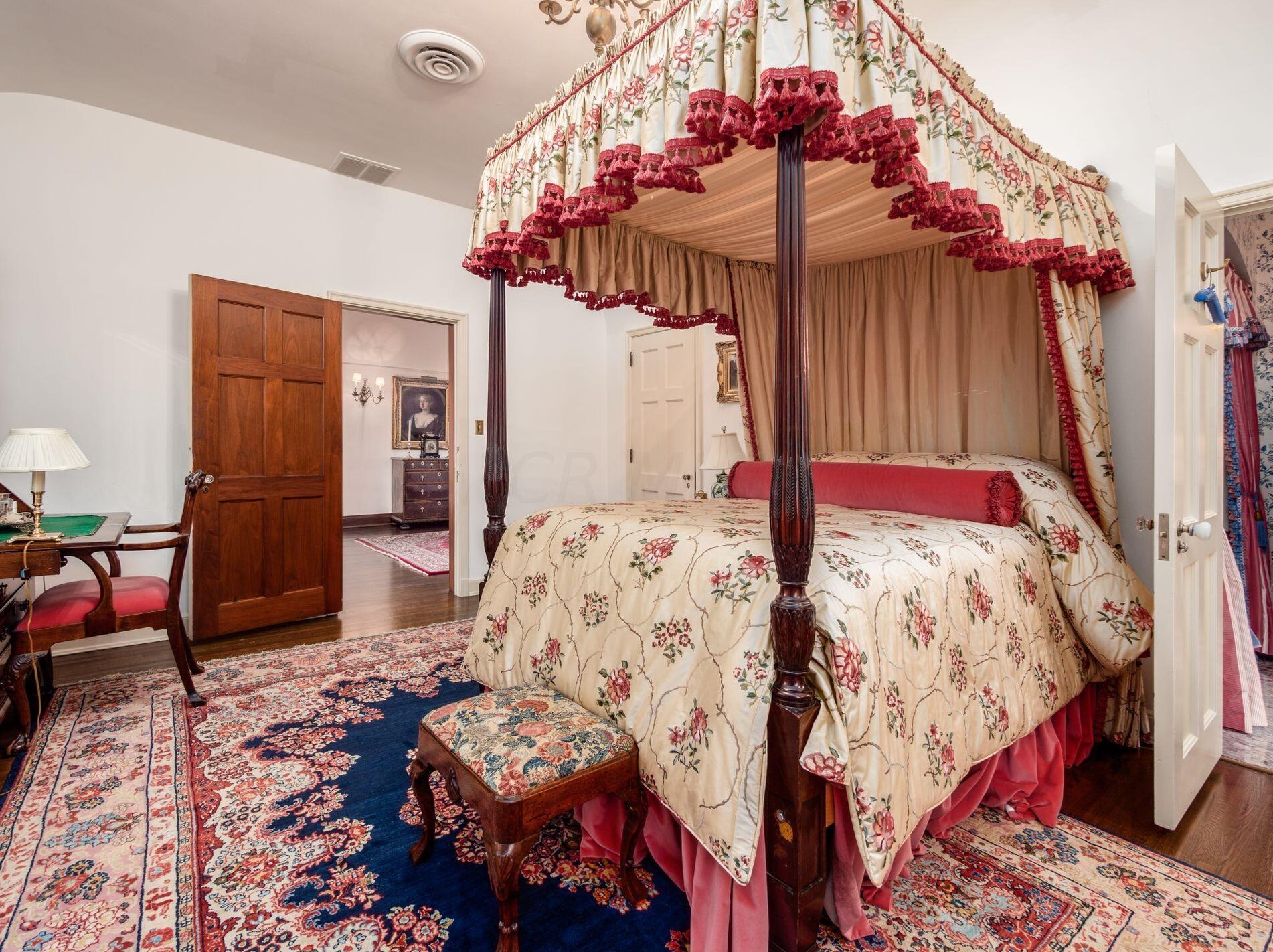 189 Parkview Ave, Columbus OH 43209-1676 exterior