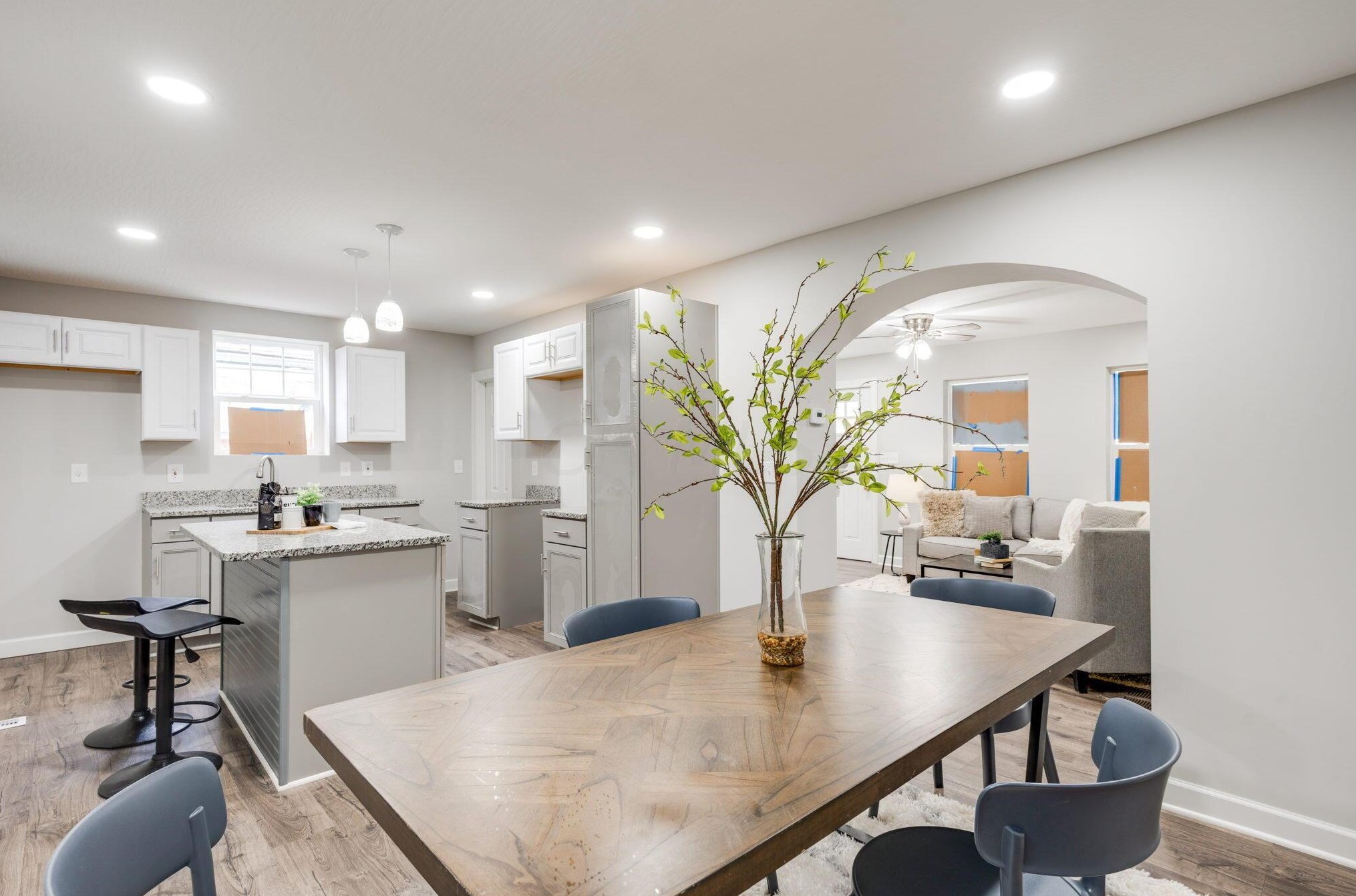 203 Wheatland Ave, Columbus OH 43204-3269 exterior